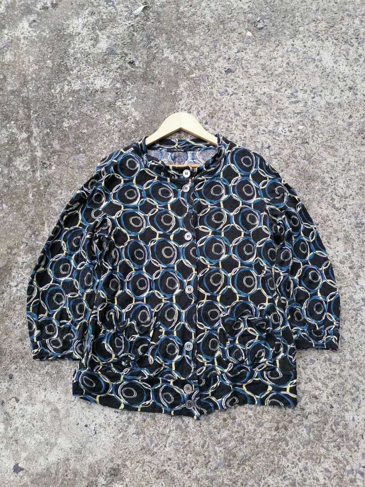 Japanese Brand Yohji Yamamoto Womenwear Longsleeve Buttons Shirt Size ONE SIZE - 1 Thumbnail