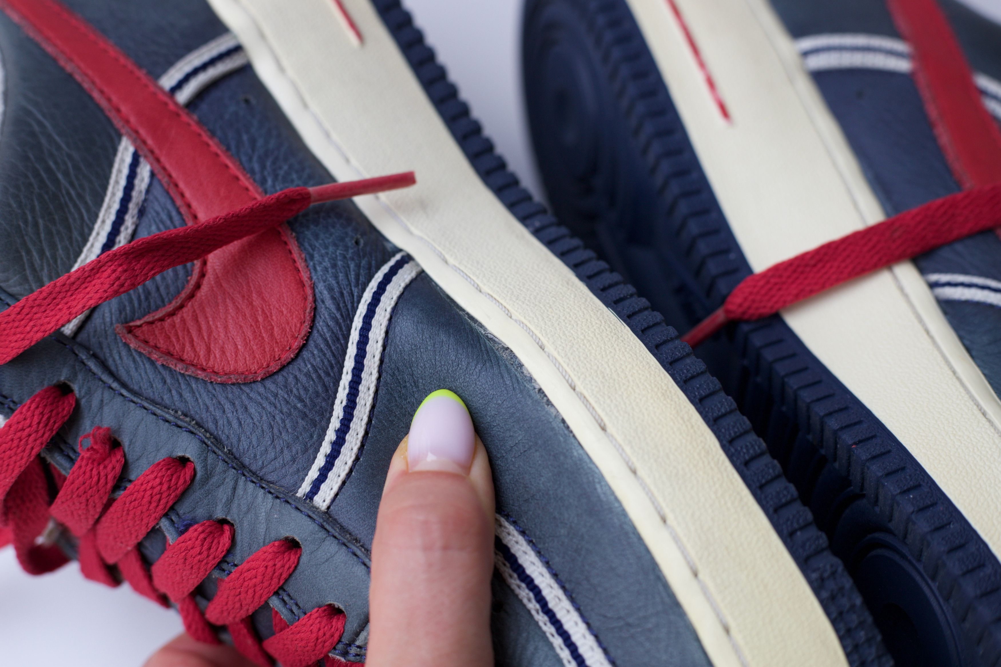 Nike 2006 Nike Air Force 1 Low "Ethiopian Clowns" Size US 9 / EU 42 - 14 Thumbnail
