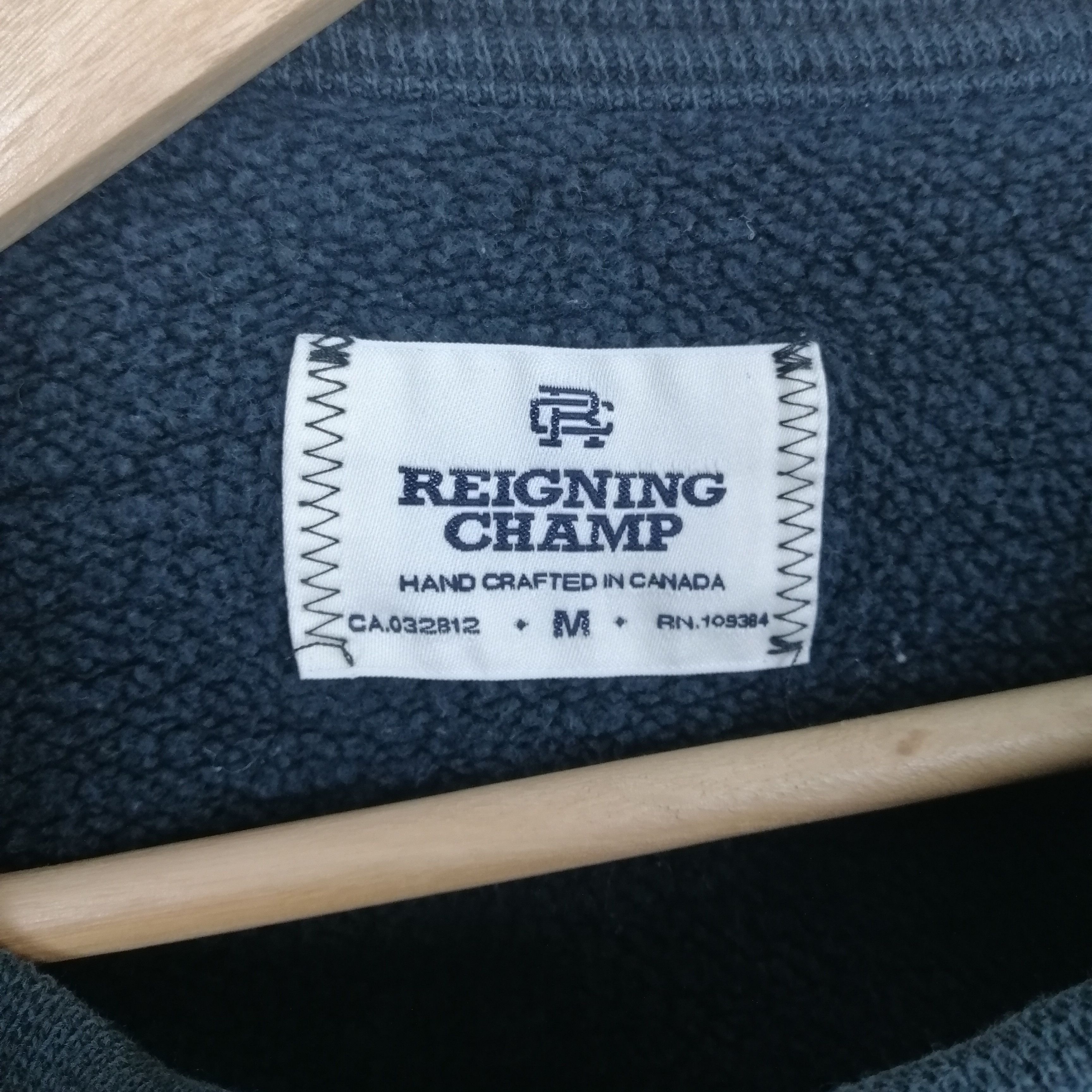 Reigning Champ 🔥Reigning Champ faded black crewneck sweatshirt Size US M / EU 48-50 / 2 - 4 Thumbnail
