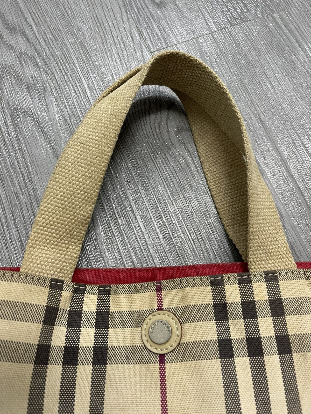 Burberry Burberry London Nova Check and Red Totes Size ONE SIZE - 12 Thumbnail