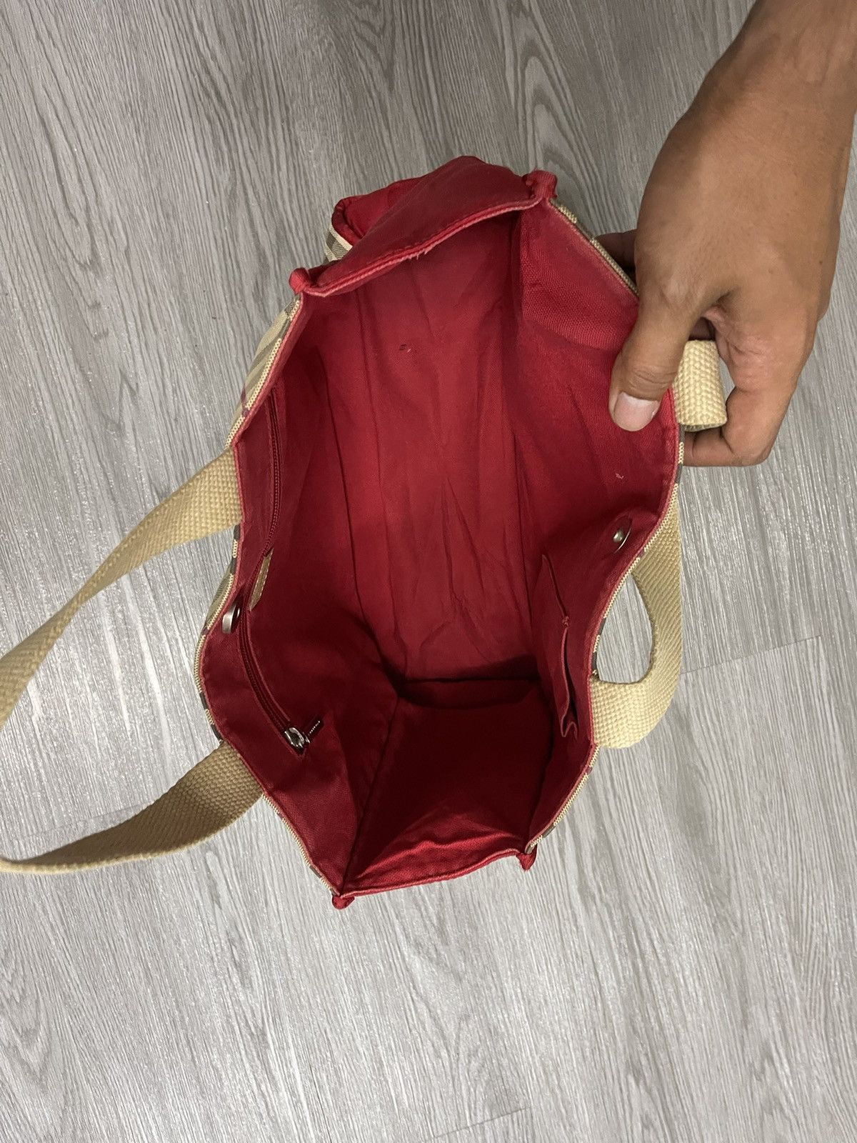 Burberry Burberry London Nova Check and Red Totes Size ONE SIZE - 9 Thumbnail