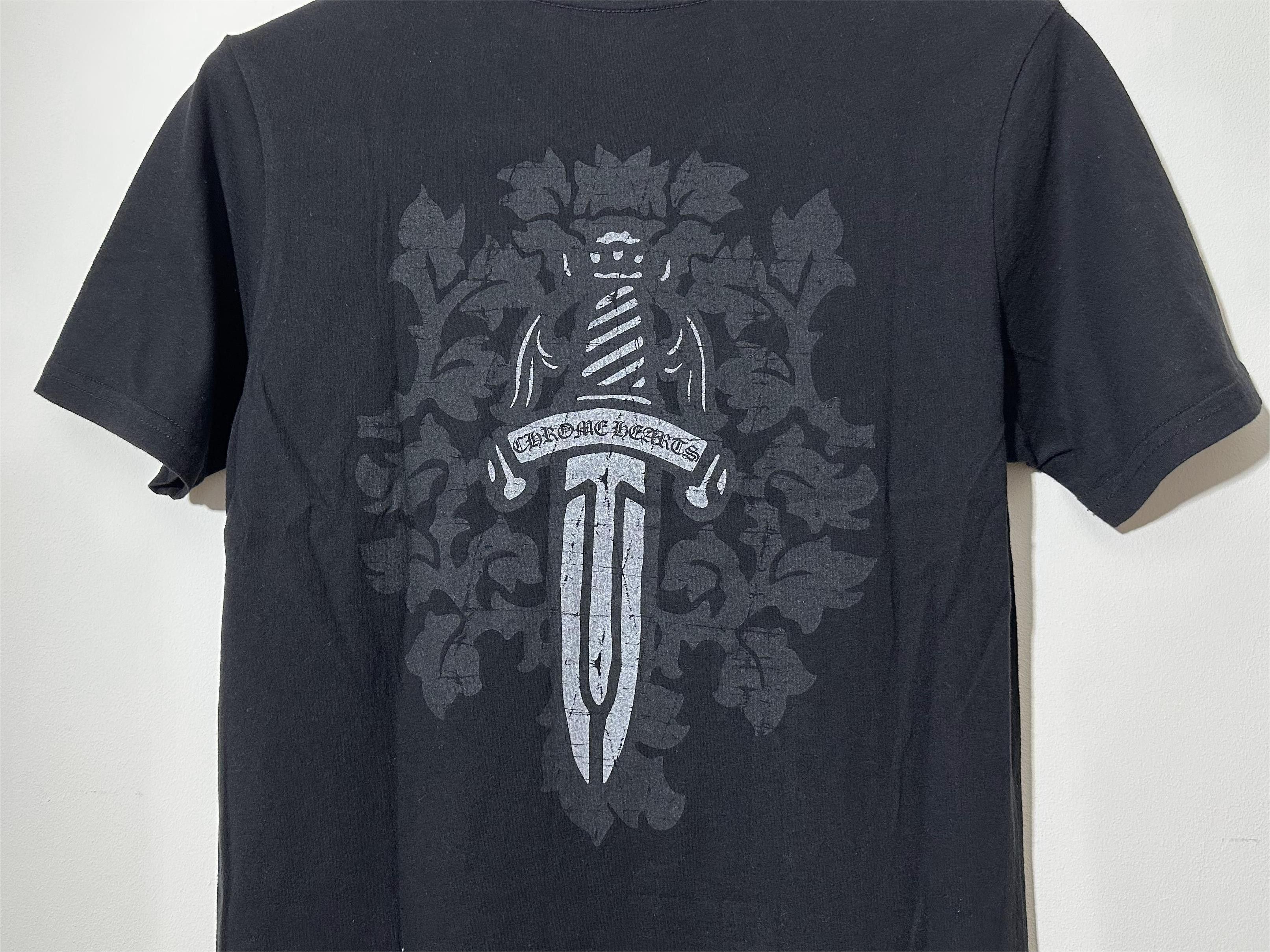 Chrome Hearts Chrome Hearts Dagger V-neck Short Sleeve Size US M / EU 48-50 / 2 - 5 Thumbnail