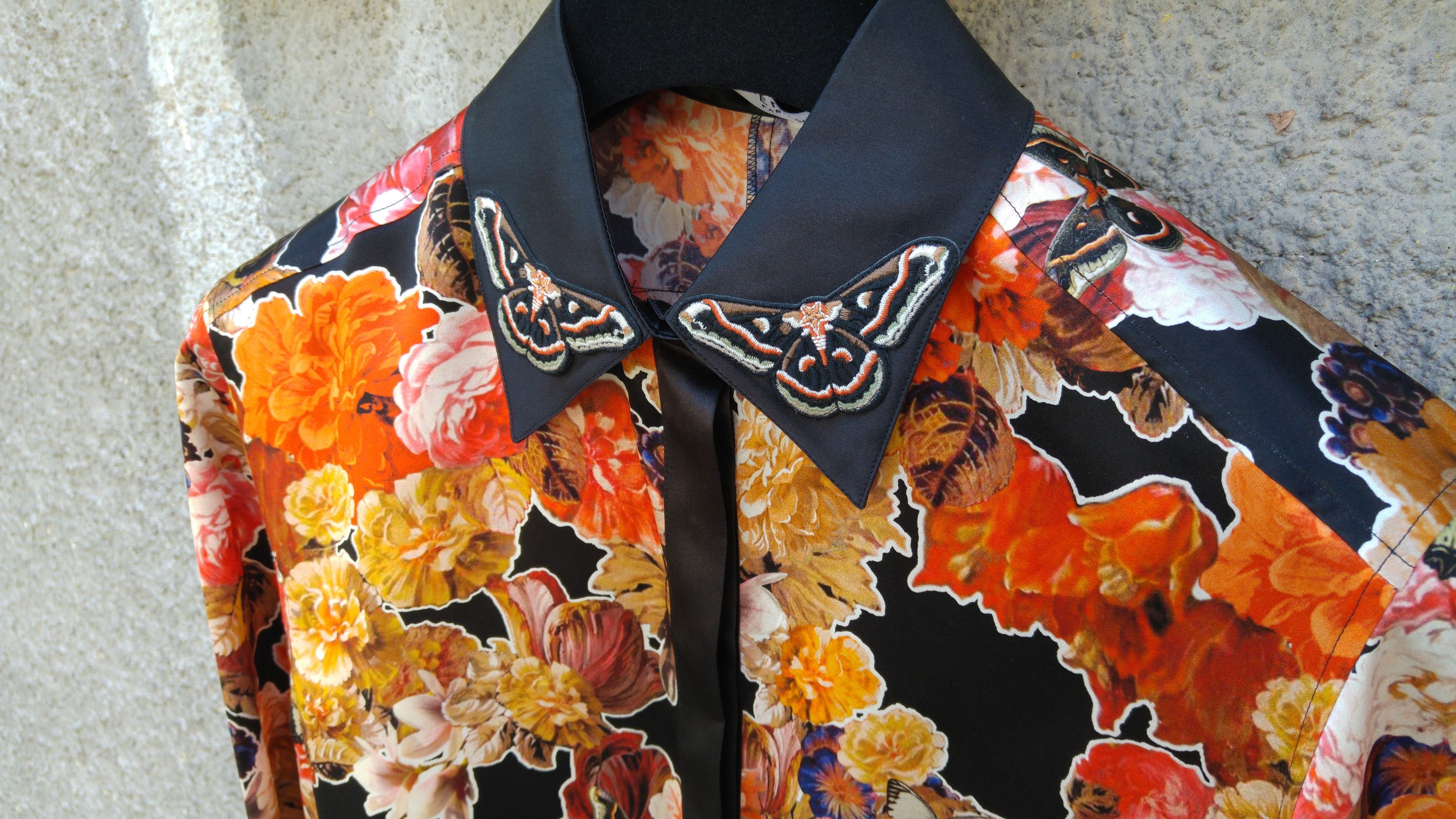 Givenchy $1190 Givenchy Women's Floral Butterfly Silk Satin Shirt Size S / US 4 / IT 40 - 6 Thumbnail