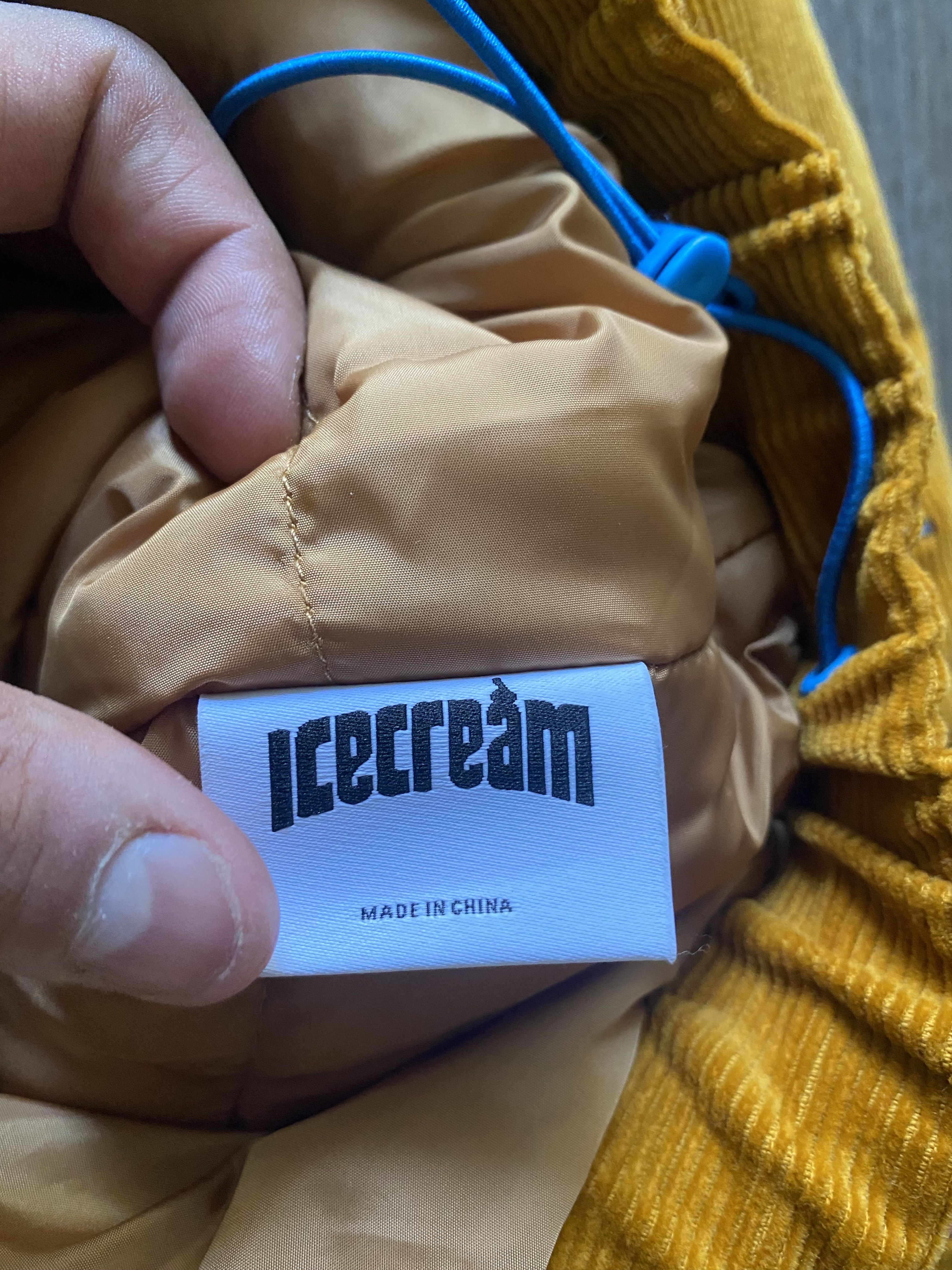 Icecream Corduroy Icecream Running Dog Print Puffer Size US M / EU 48-50 / 2 - 6 Thumbnail