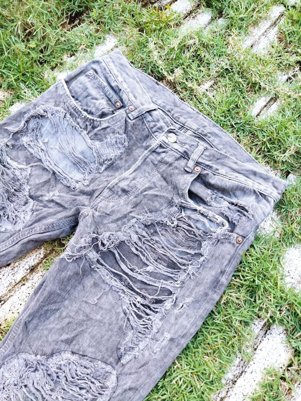 If Six Was Nine Vintage RNA Japan Damage Look Undercover Style Jeans Size US 31 - 5 Thumbnail