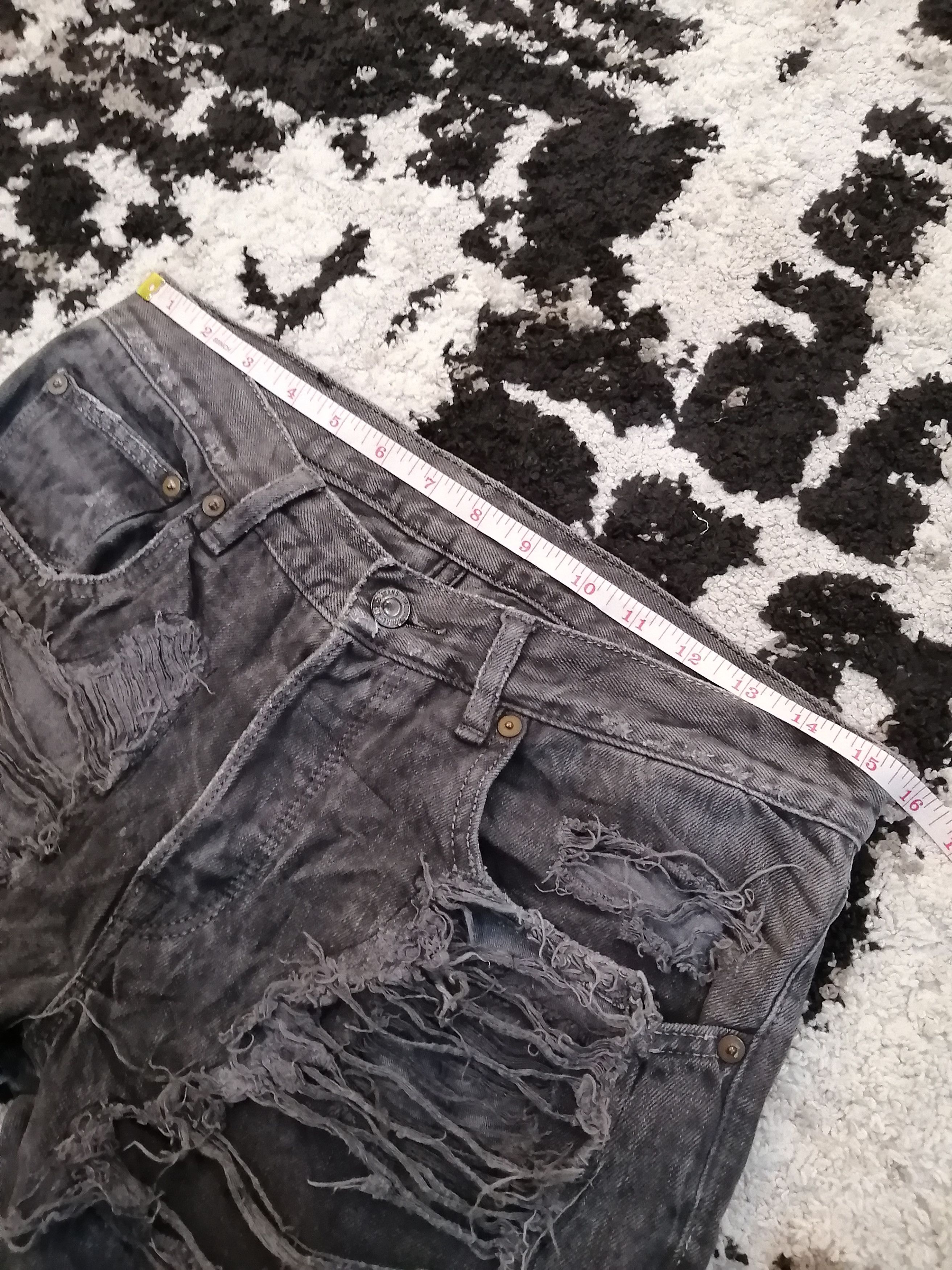 If Six Was Nine Vintage RNA Japan Damage Look Undercover Style Jeans Size US 31 - 19 Thumbnail