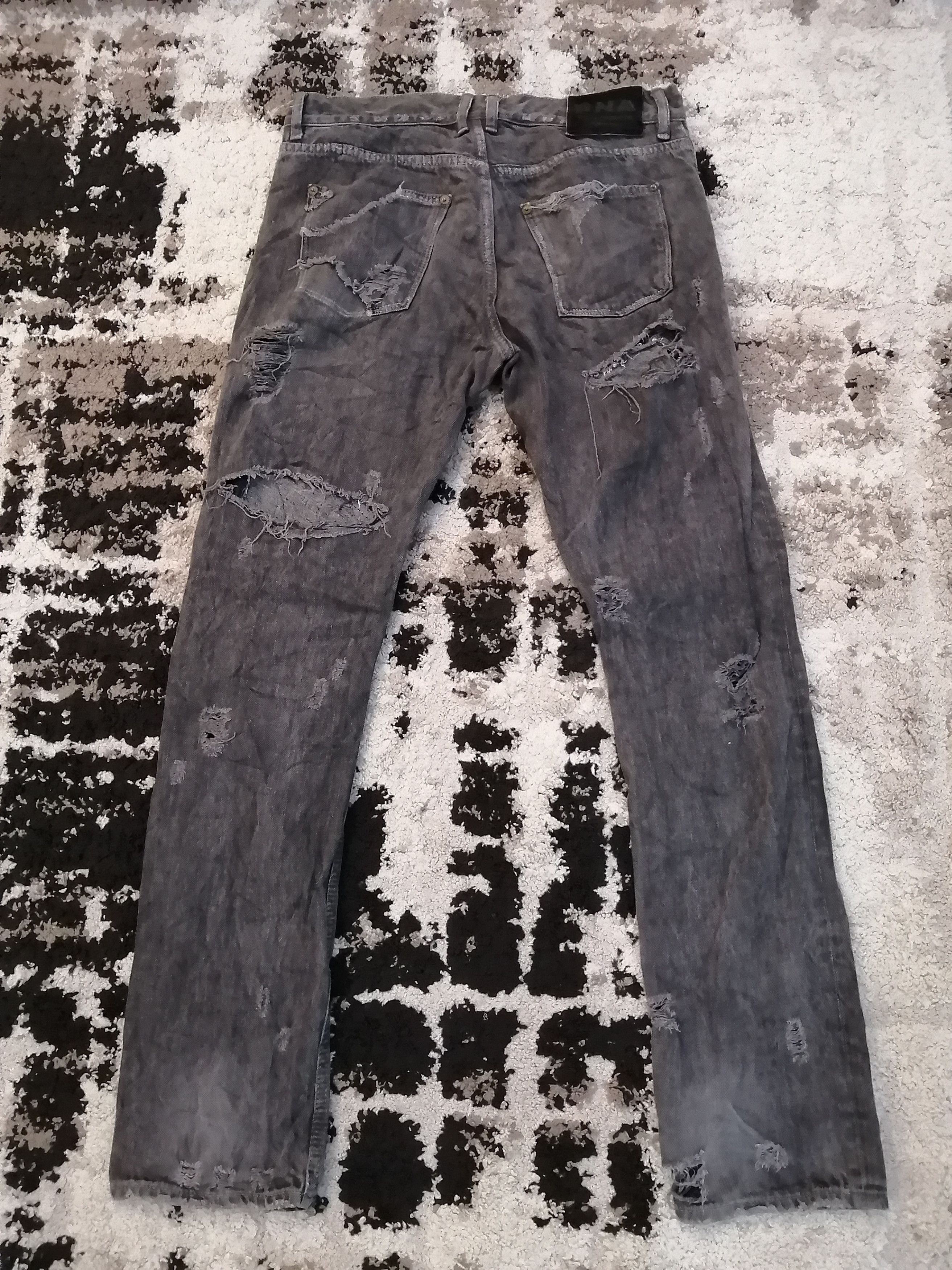 If Six Was Nine Vintage RNA Japan Damage Look Undercover Style Jeans Size US 31 - 21 Thumbnail