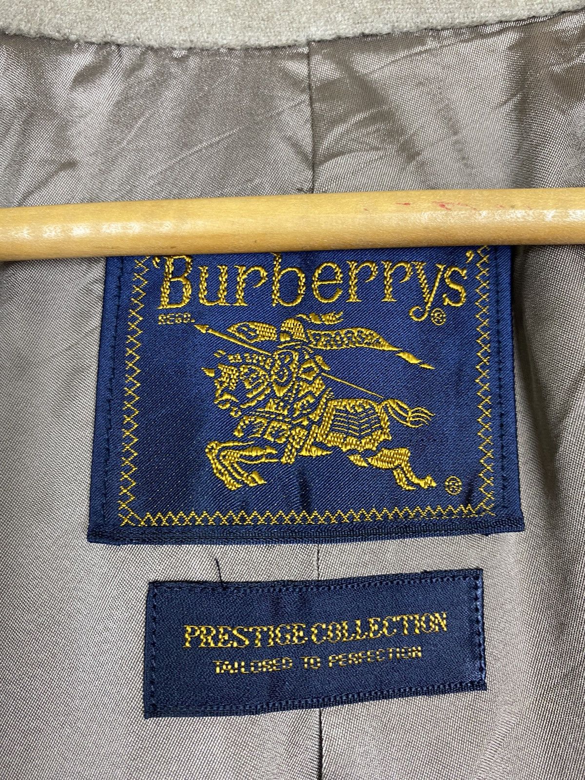 Burberry VINTAGE BURBERRYS LONG COAT- LARGE SIZE Size US L / EU 52-54 / 3 - 9 Thumbnail