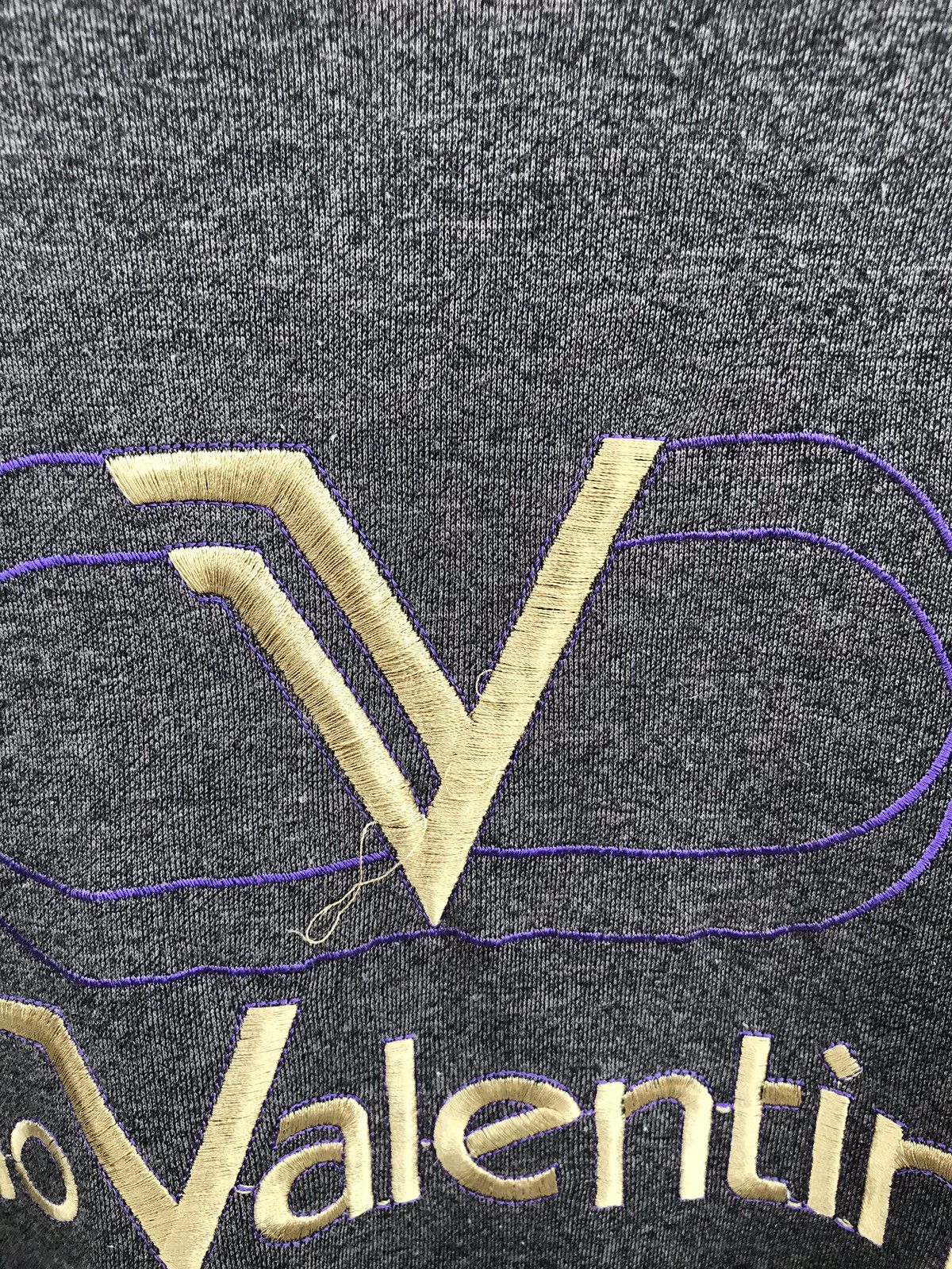 Valentino Vintage Dino Valentino Big Logo Sweatshirt Size US L / EU 52-54 / 3 - 6 Thumbnail