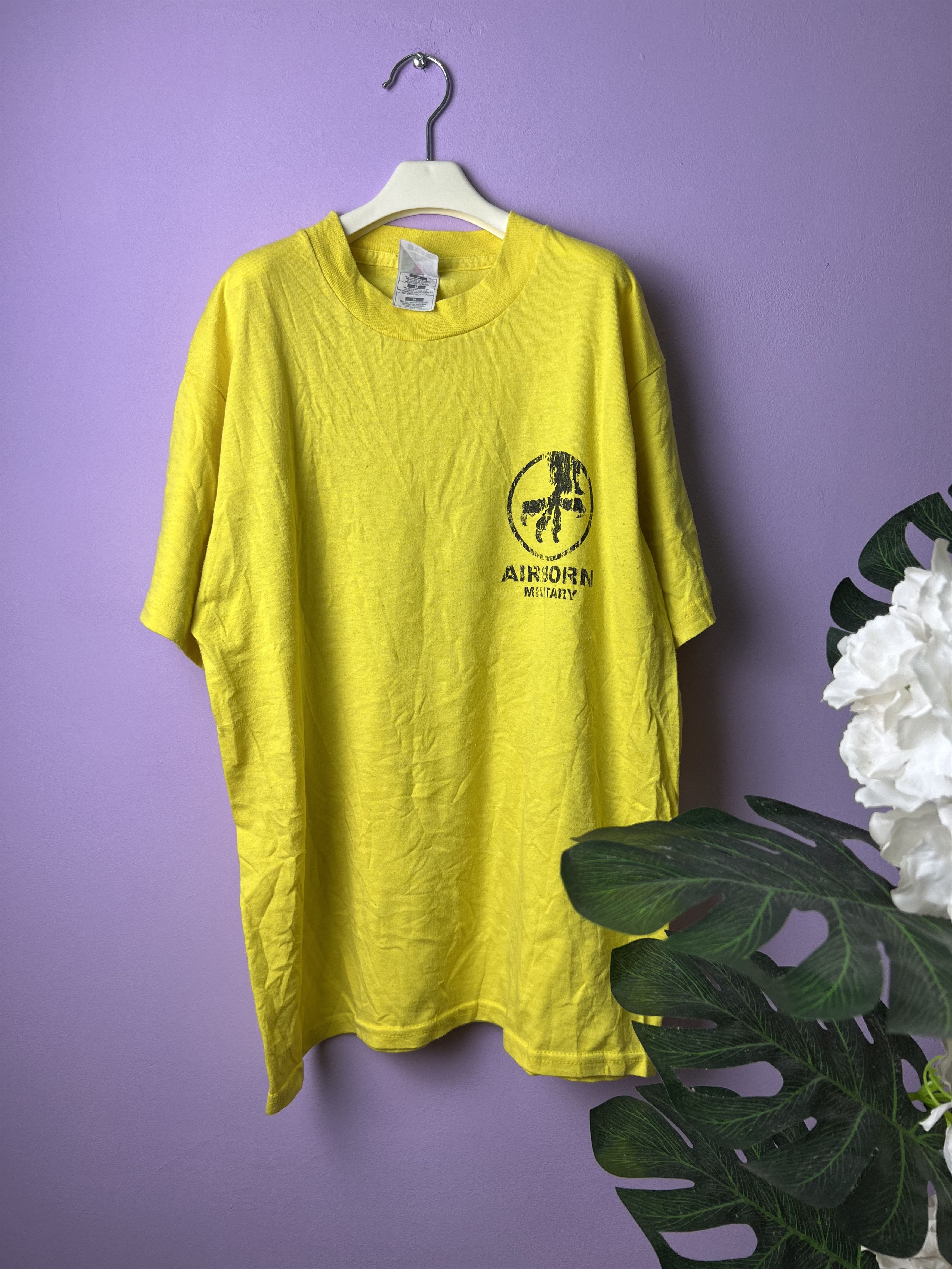 Vintage 🔥Vintage Yellow Airborn Military Scorpion Tees Size US M / EU 48-50 / 2 - 1 Thumbnail