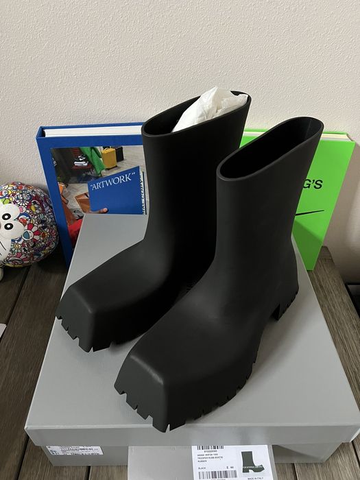 Balenciaga Balenciaga Rubber Trooper Boots Black | Grailed