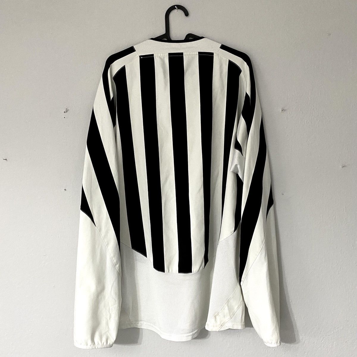 Nike × Vintage 2003 2004 Juventus Home Vintage Home Long Soccer Jersey Size US XL / EU 56 / 4 - 12 Thumbnail