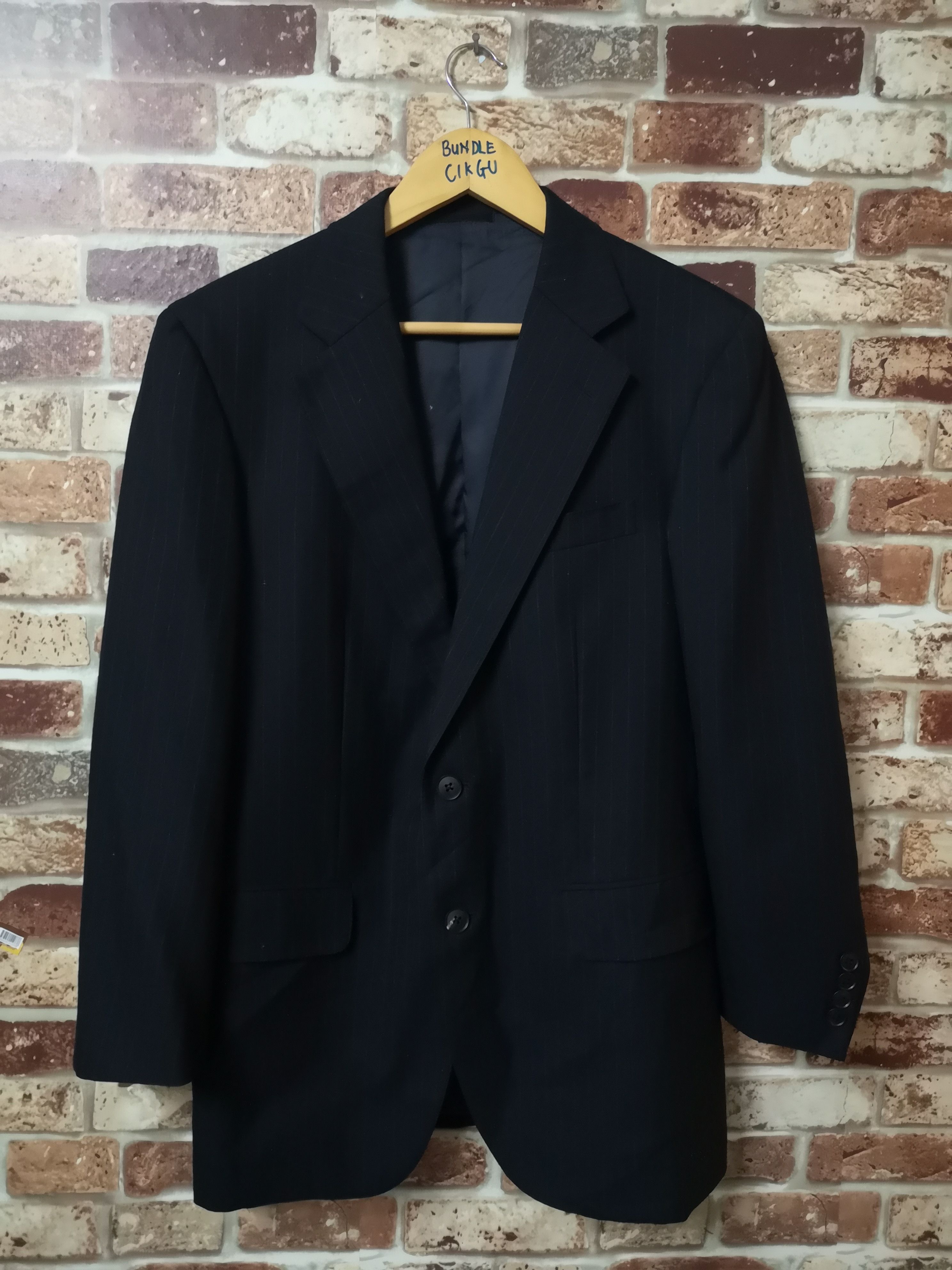 Burberry × Designer × Other DARK BLUE BLAZER AND NICE CONDITION Size US L / EU 52-54 / 3 - 1 Thumbnail