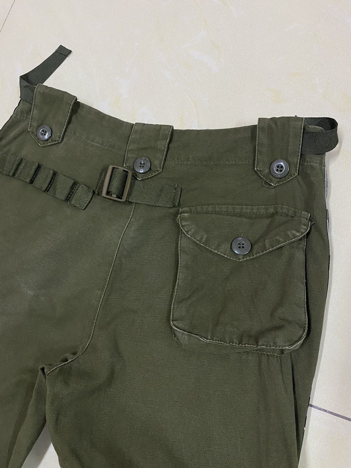 14th Addiction × Japanese Brand × Le Grande Bleu (L.G.B.) Japanese Brand Bondage Cargo Pants Size 28" / US 6 / IT 42 - 7 Thumbnail
