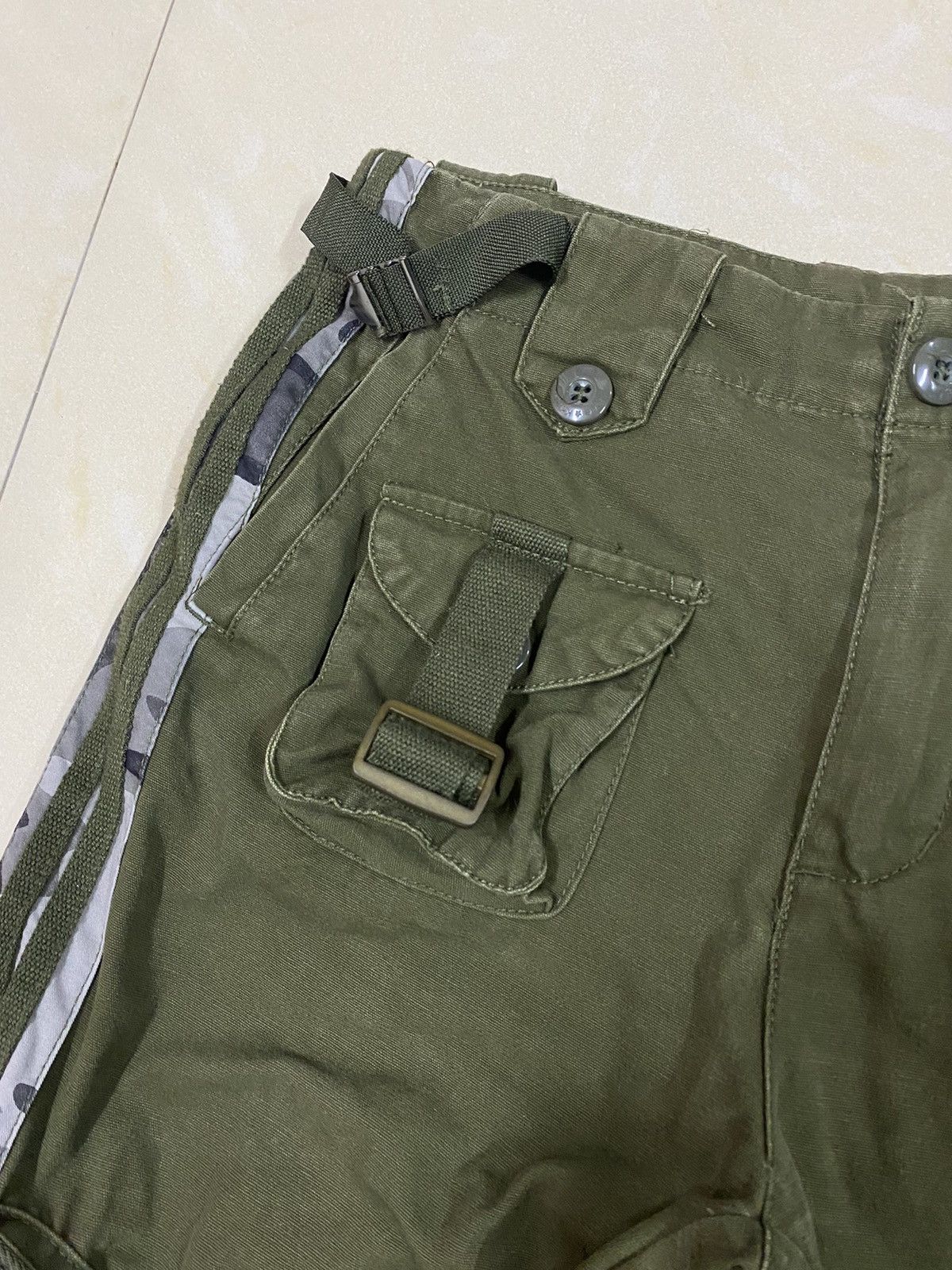 14th Addiction × Japanese Brand × Le Grande Bleu (L.G.B.) Japanese Brand Bondage Cargo Pants Size 28" / US 6 / IT 42 - 6 Thumbnail