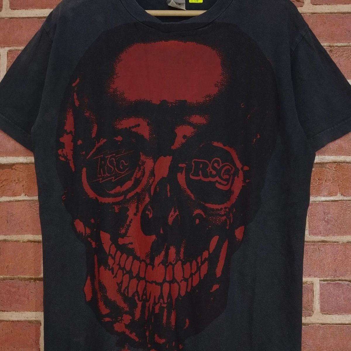 Japanese Brand Vintage RNA Inc Big Print Skulls RSC Japanese Brand T-shirt Size US M / EU 48-50 / 2 - 3 Thumbnail