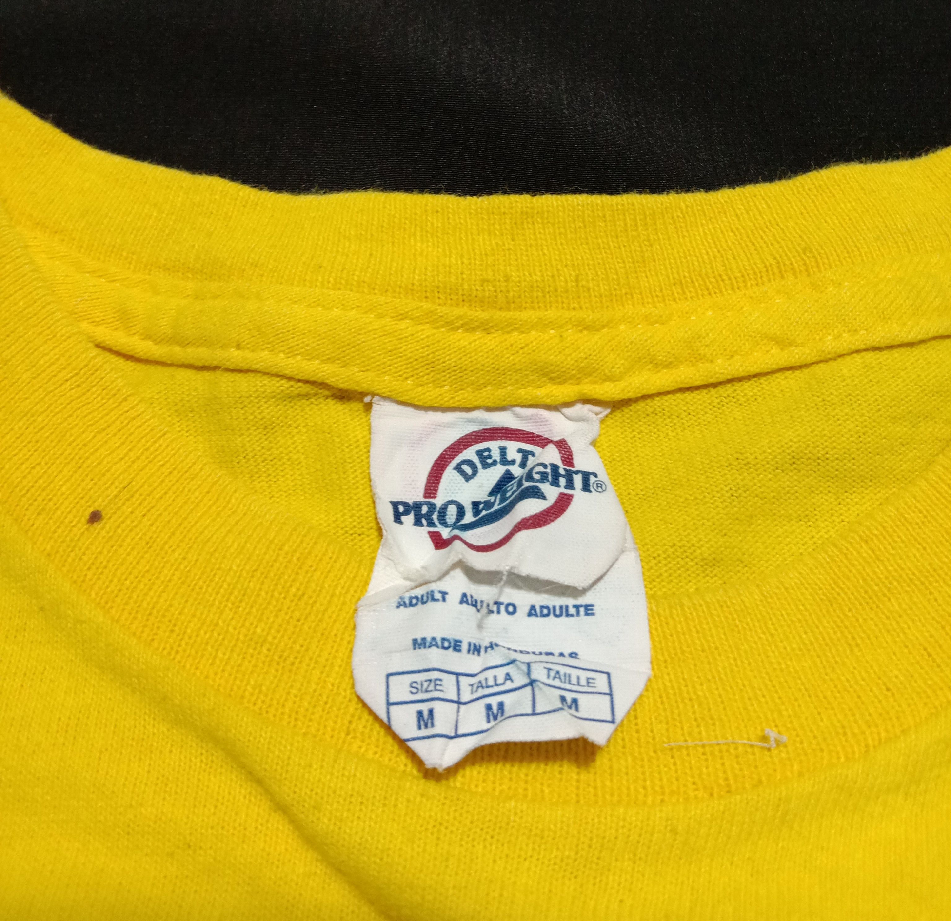 Vintage Hulkmania Hulk Hogan WWF/WWE Tee Size US M / EU 48-50 / 2 - 3 Thumbnail