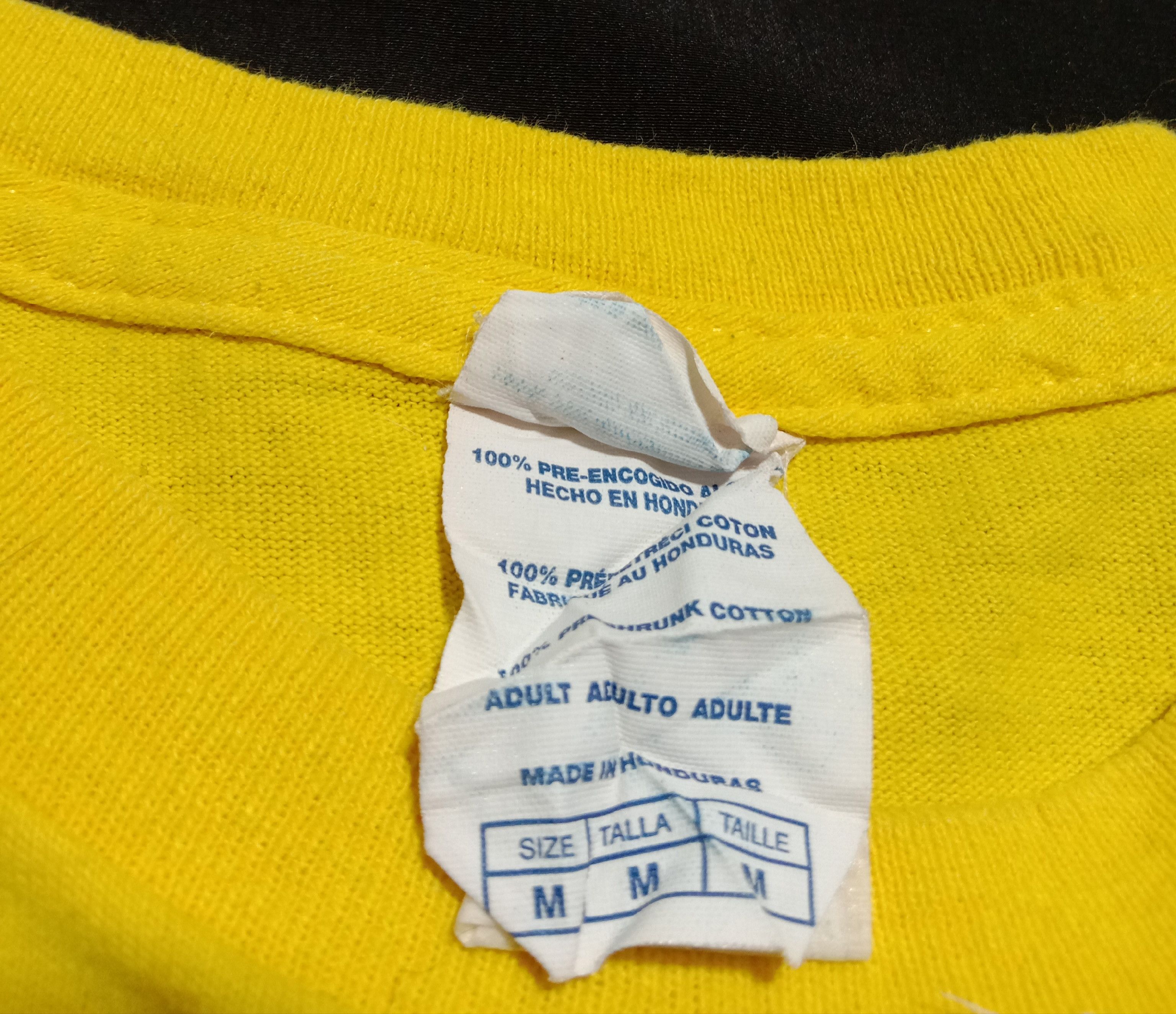 Vintage Hulkmania Hulk Hogan WWF/WWE Tee Size US M / EU 48-50 / 2 - 4 Thumbnail