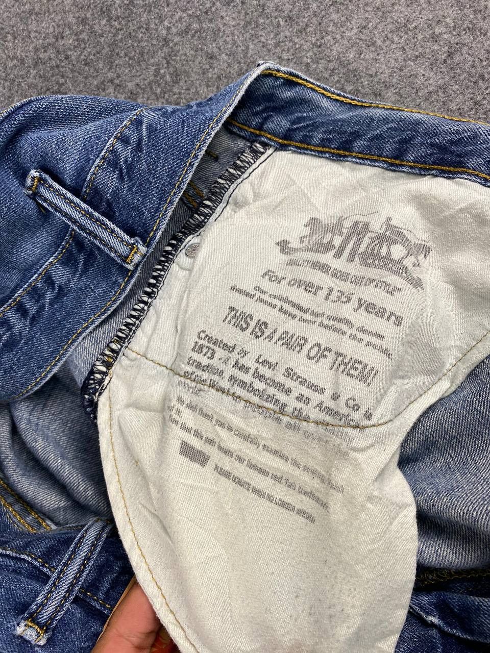 Levi's levis 569 loose fit distressed denim Size US 43 - 15 Thumbnail