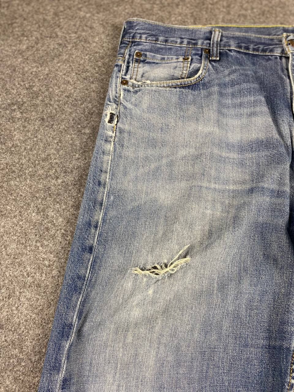 Levi's levis 569 loose fit distressed denim Size US 43 - 9 Thumbnail