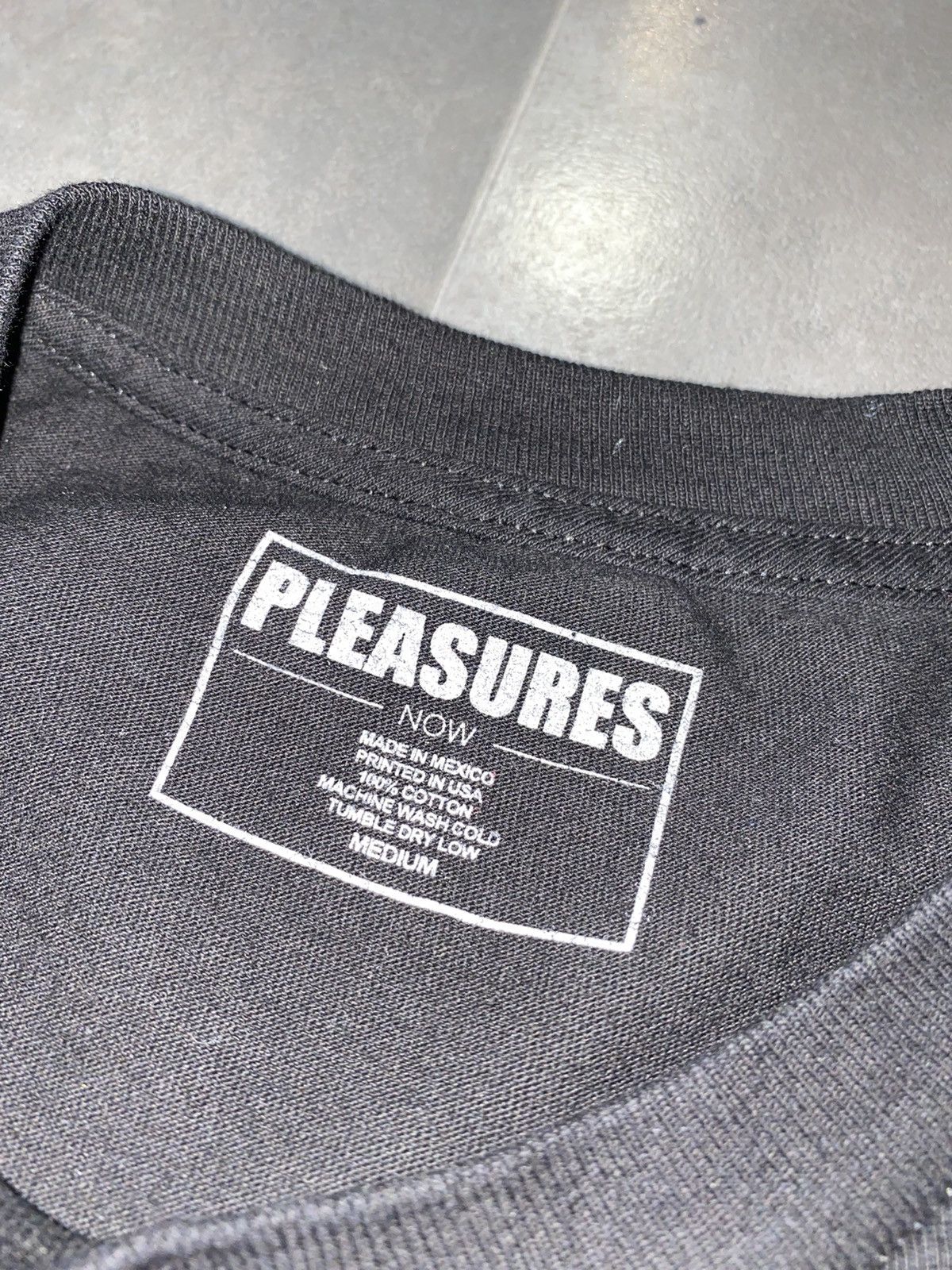 Pleasures DS! Pleasures TV Party Big Logo Black T-Shirt Size US M / EU 48-50 / 2 - 11 Thumbnail
