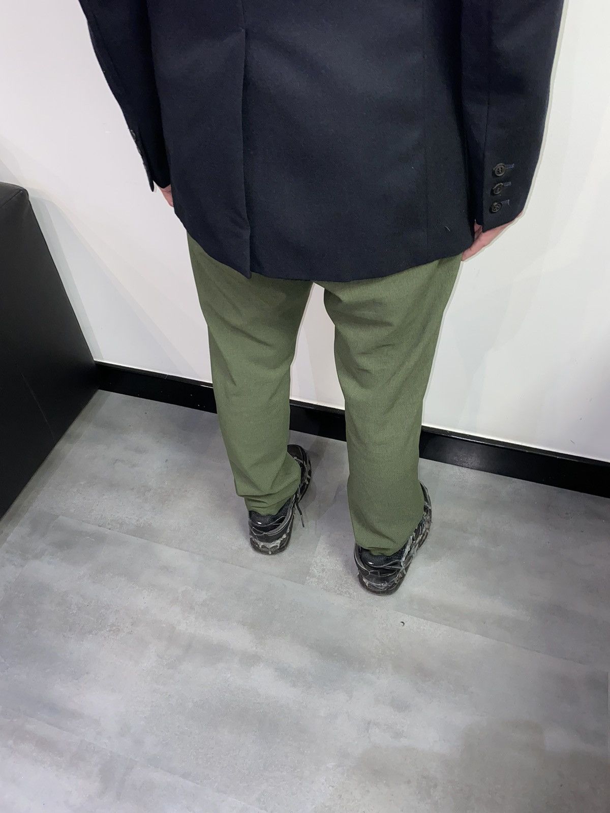 Needles Needles Butterfly Logo Swamp Green Thin Sweatpants Joggers Size US 32 / EU 48 - 6 Thumbnail