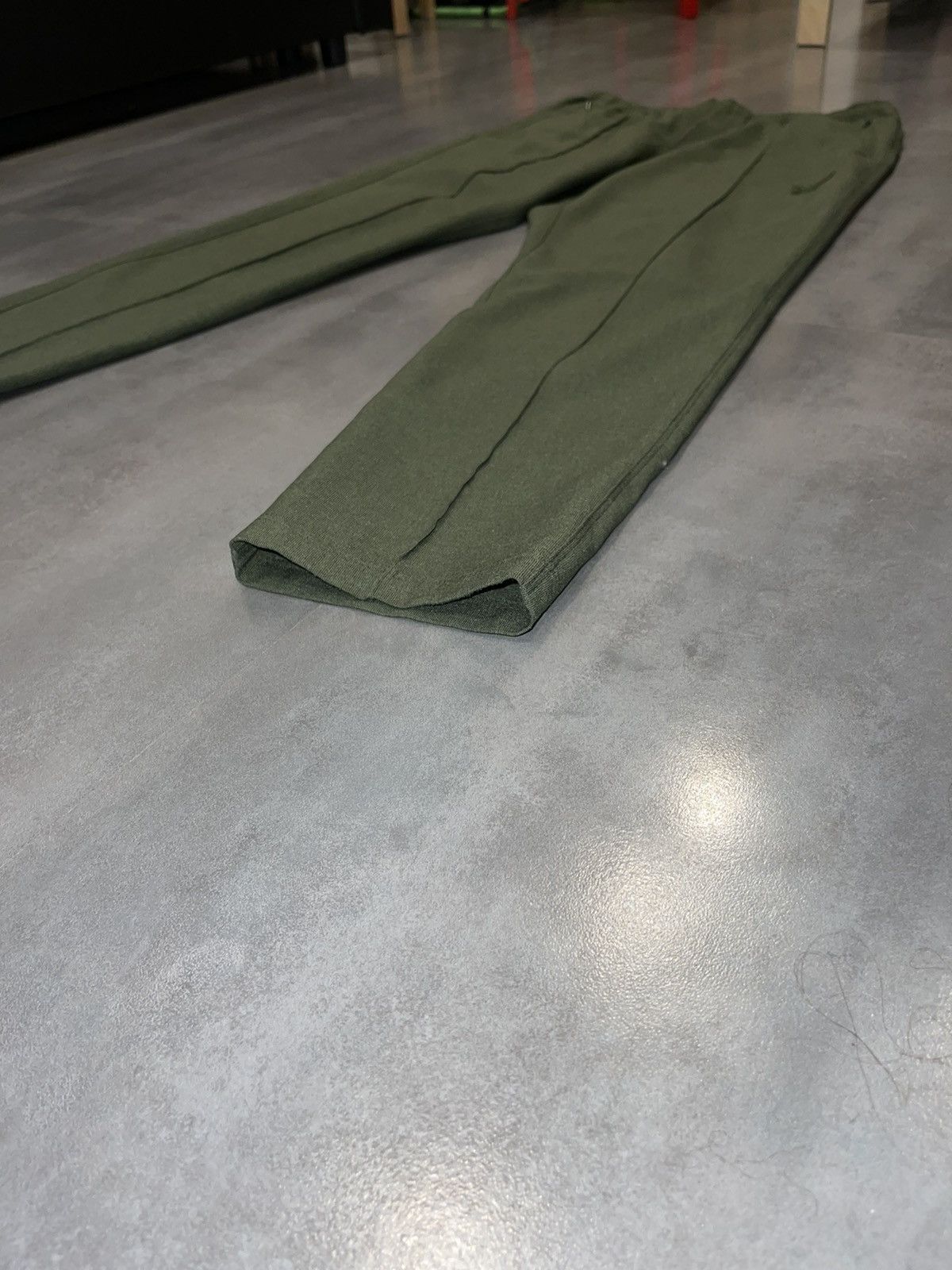 Needles Needles Butterfly Logo Swamp Green Thin Sweatpants Joggers Size US 32 / EU 48 - 14 Thumbnail