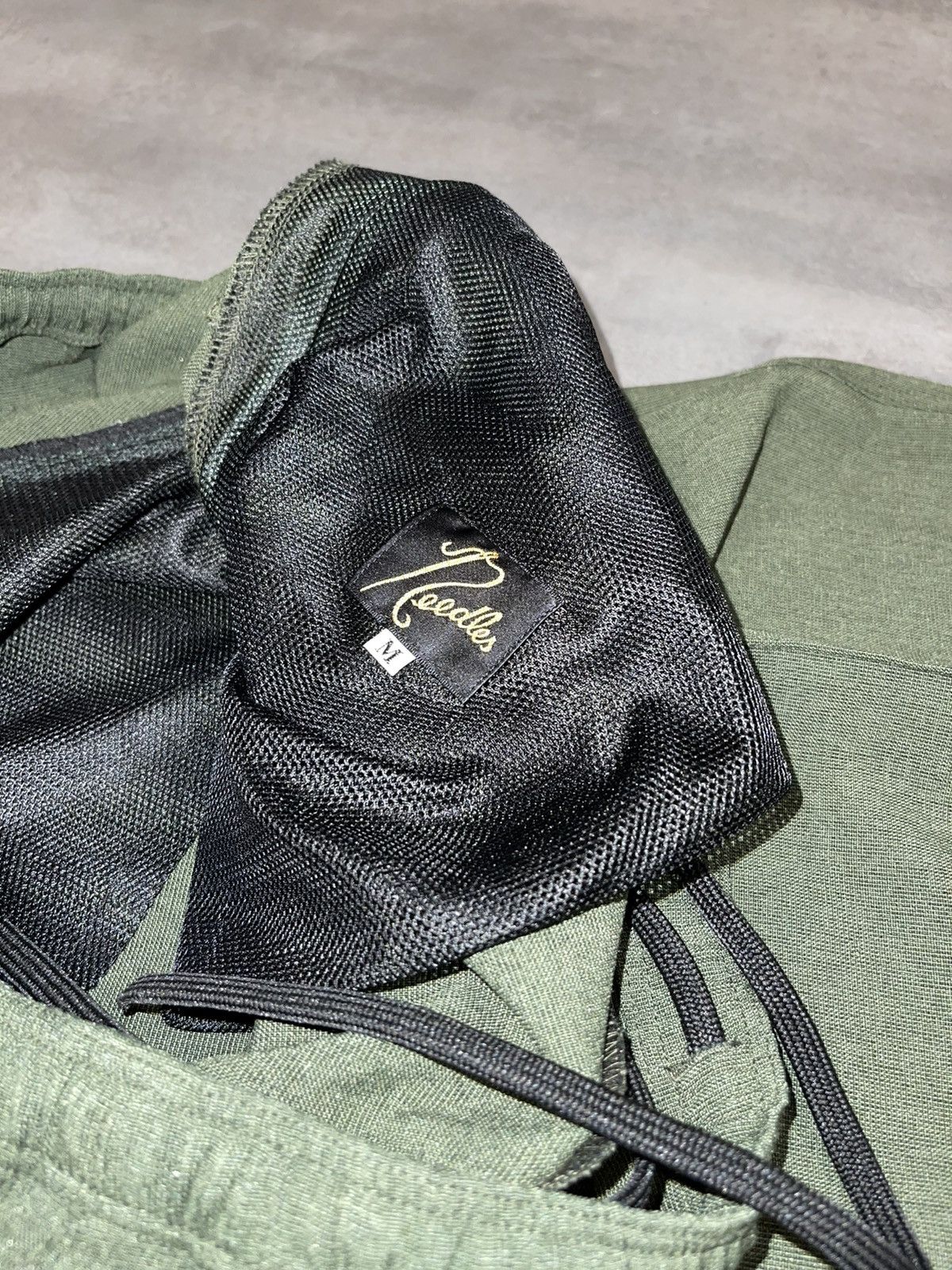 Needles Needles Butterfly Logo Swamp Green Thin Sweatpants Joggers Size US 32 / EU 48 - 19 Thumbnail