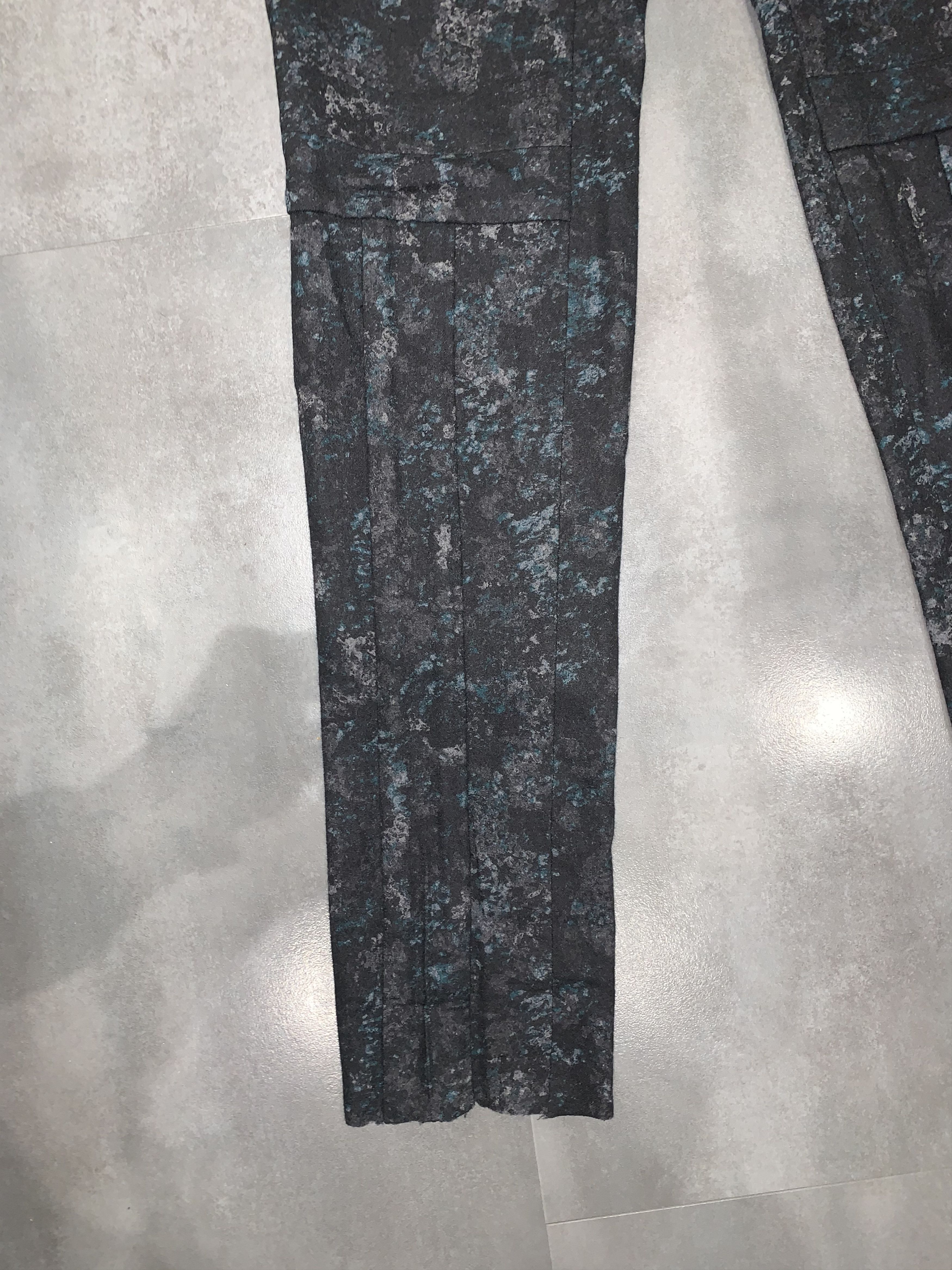 Balenciaga Balenciaga Art Painting Wool Casual Pants Size US 30 / EU 46 - 11 Thumbnail