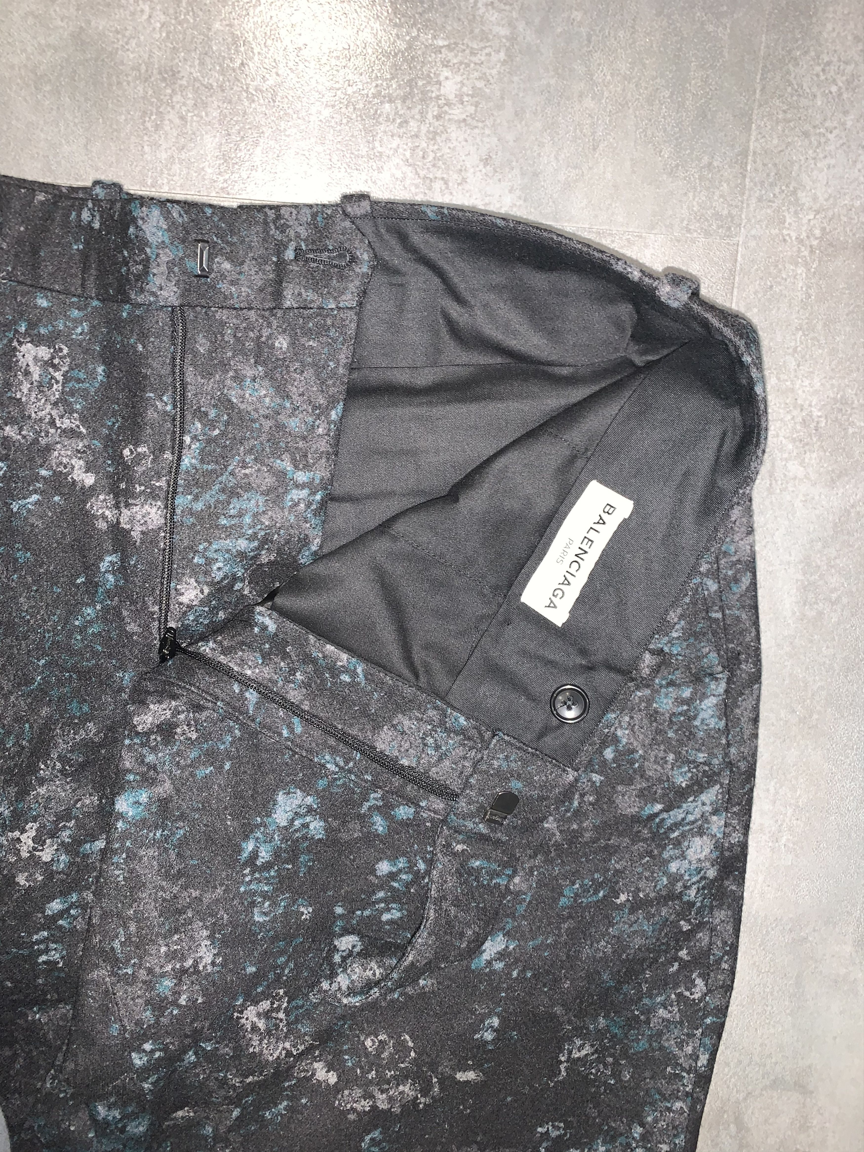 Balenciaga Balenciaga Art Painting Wool Casual Pants Size US 30 / EU 46 - 14 Thumbnail
