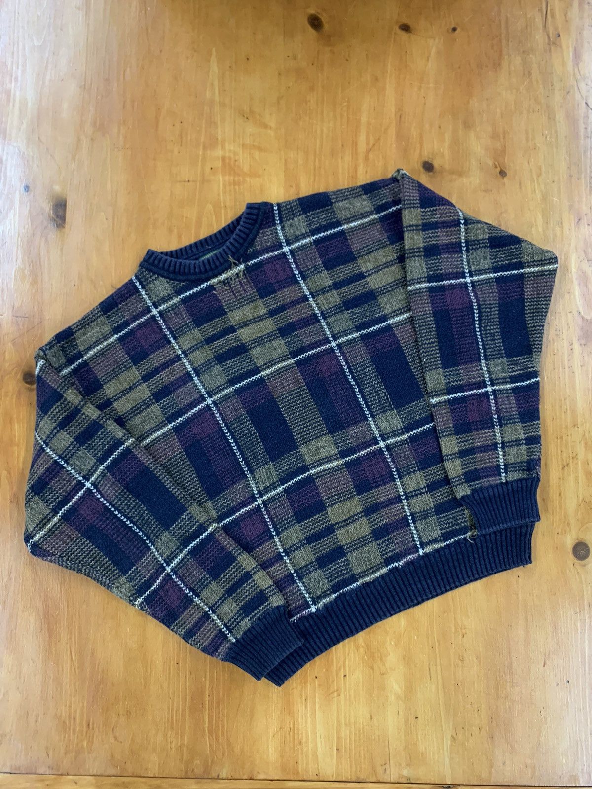 Vintage Vintage Navy Tan Check Knit Sweater Size US XL / EU 56 / 4 - 1 Thumbnail