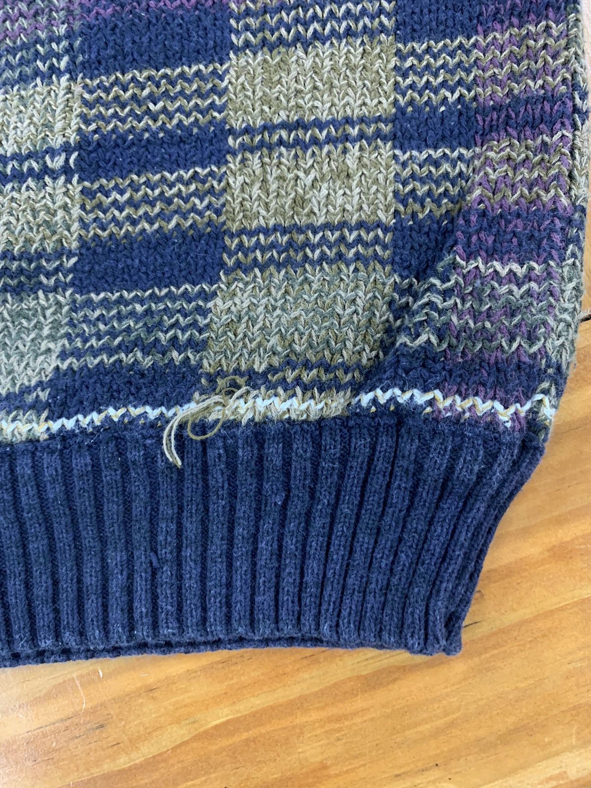 Vintage Vintage Navy Tan Check Knit Sweater Size US XL / EU 56 / 4 - 3 Thumbnail