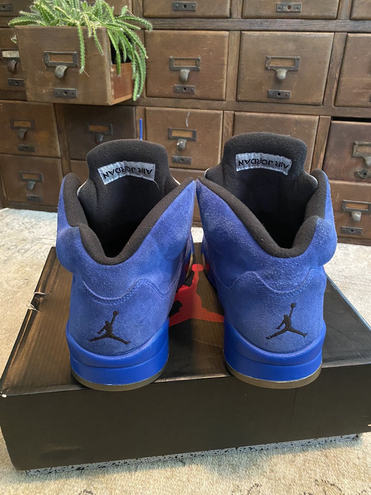 Jordan Brand × Nike Blue suede 5 size11 Size US 11 / EU 44 - 8 Thumbnail