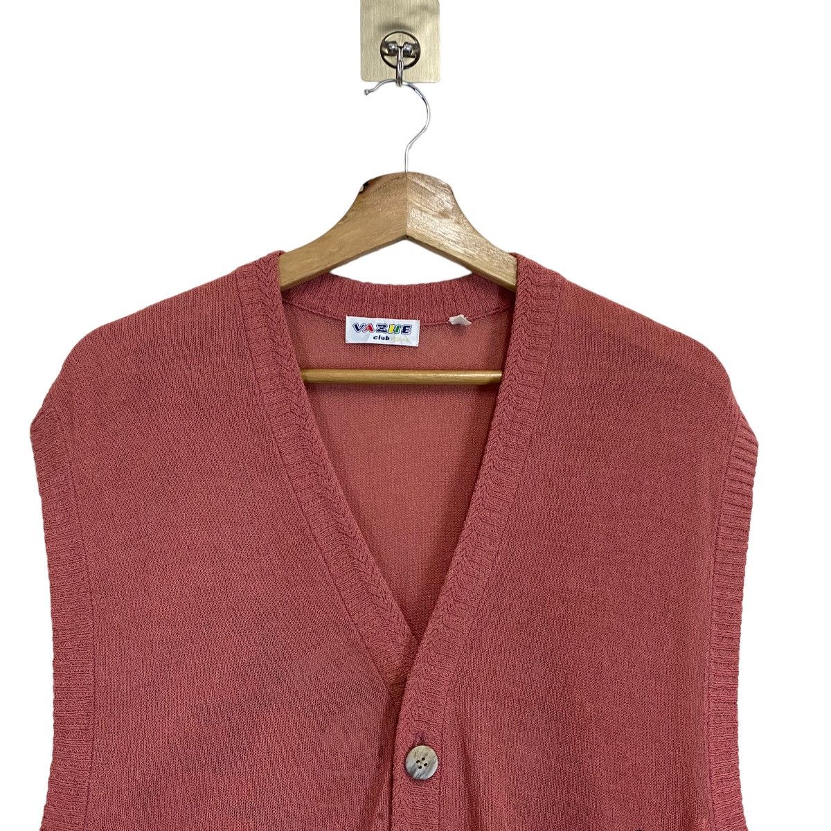 Aran Isles Knitwear × Vintage Vintage Vaziie A Merry Pit Big Logo Knitwear Size M Size US M / EU 48-50 / 2 - 7 Thumbnail