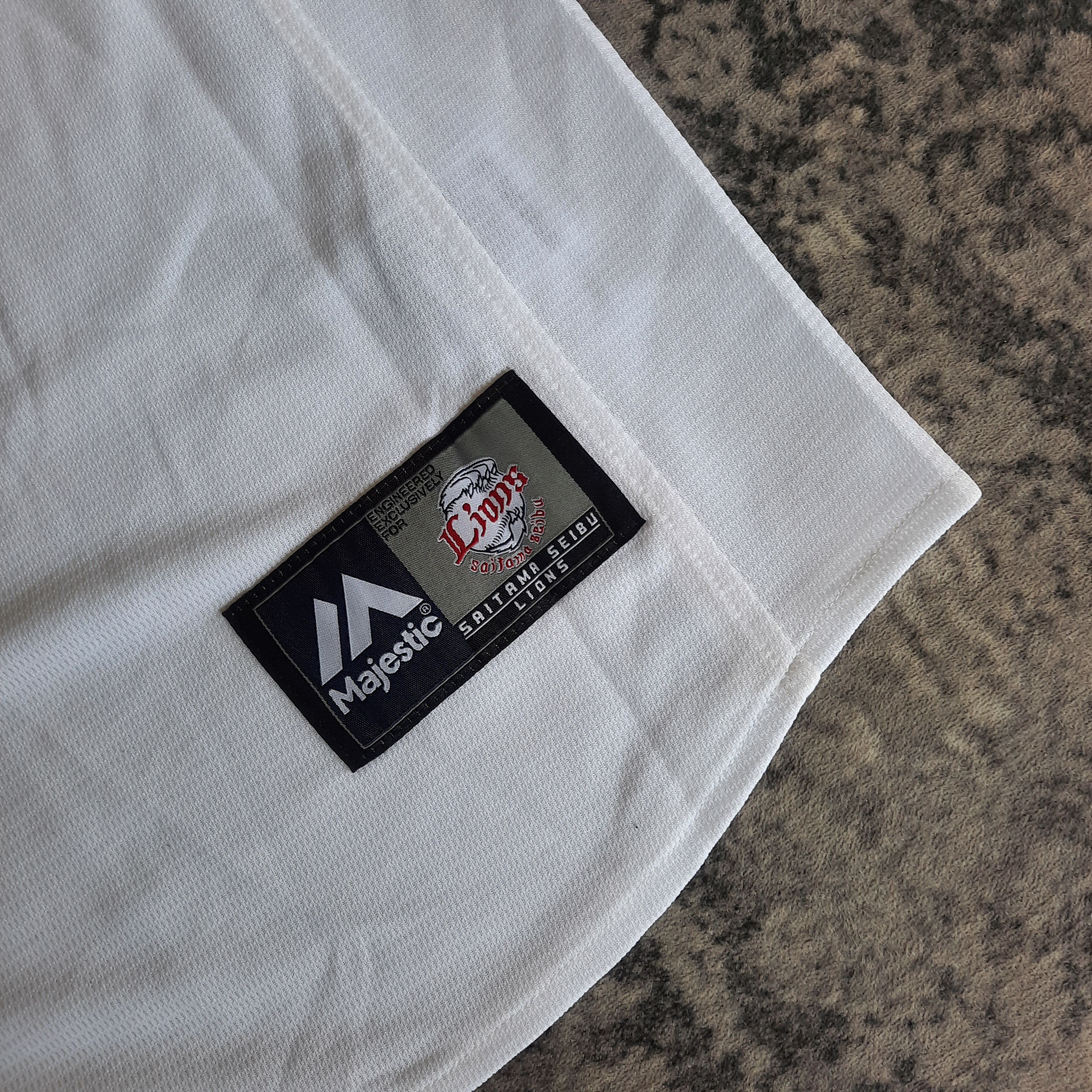 Japanese Brand 🔥Majestic NPB saitama seibu lions 'kaneko' baseball jersey Size US L / EU 52-54 / 3 - 6 Thumbnail