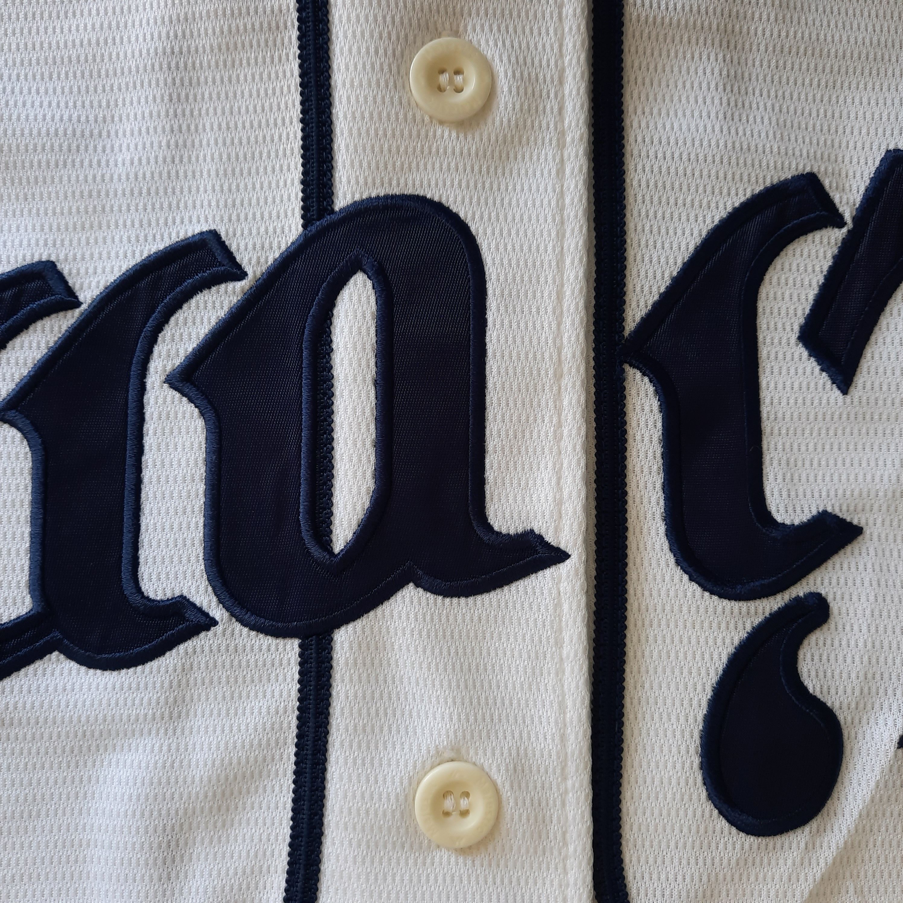 Japanese Brand 🔥Majestic NPB saitama seibu lions 'kaneko' baseball jersey Size US L / EU 52-54 / 3 - 5 Thumbnail