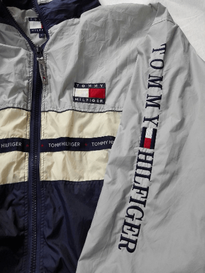 Tommy Hilfiger Vintage Tommy Hilfiger Big Logo Windbreaker Size US L / EU 52-54 / 3 - 5 Thumbnail