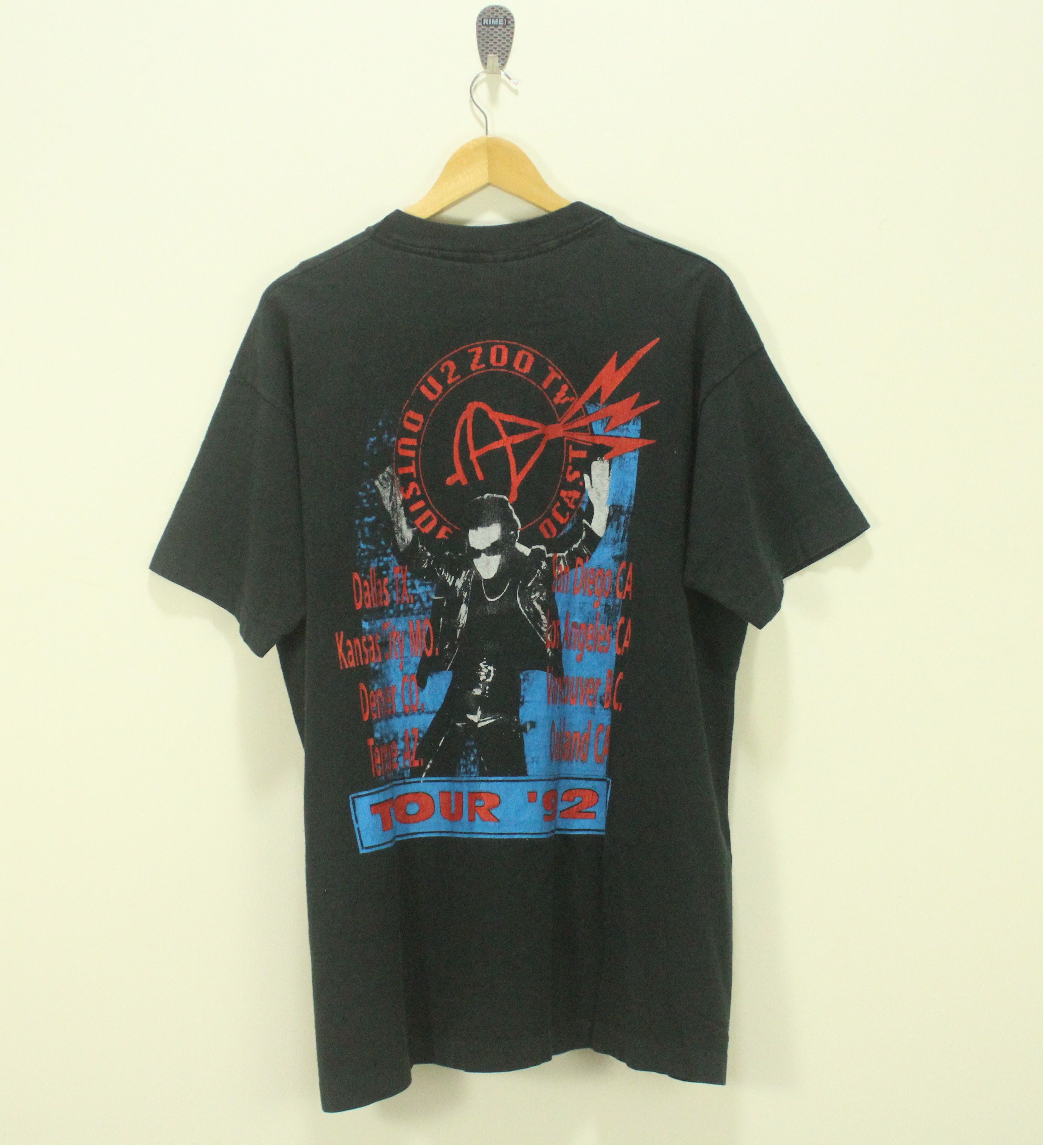 Band Tees Vintage 90s U2 T Shirt ZOO TV Tour 92 Faded Distressed Size US XL / EU 56 / 4 - 4 Thumbnail