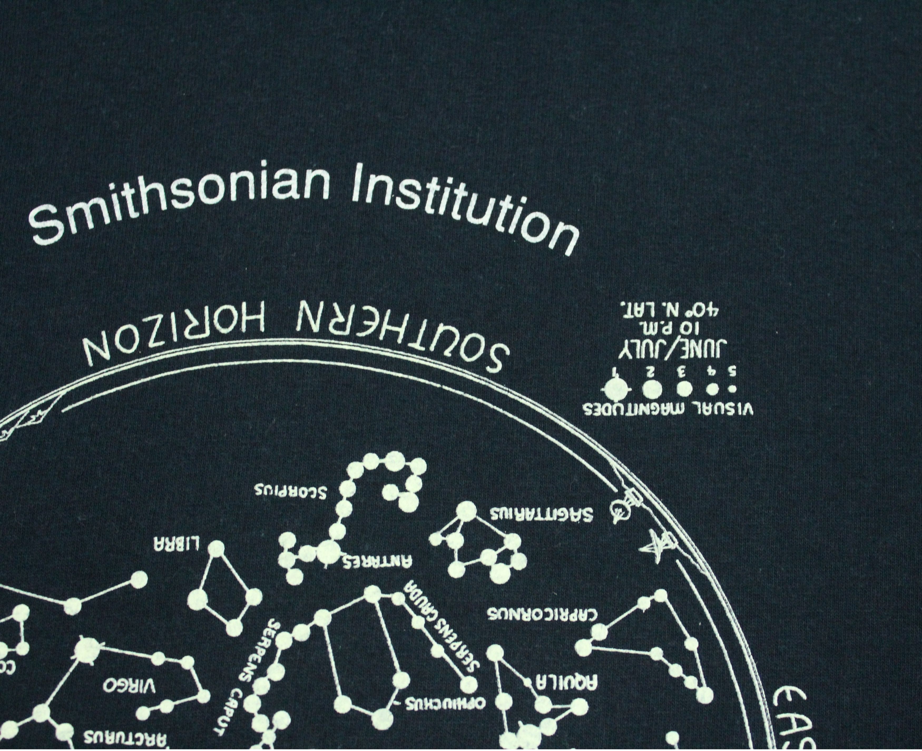 Vintage Vintage SMITHSONIAN INSTITUTION T Shirt Visual Magnitudes Size US M / EU 48-50 / 2 - 7 Thumbnail