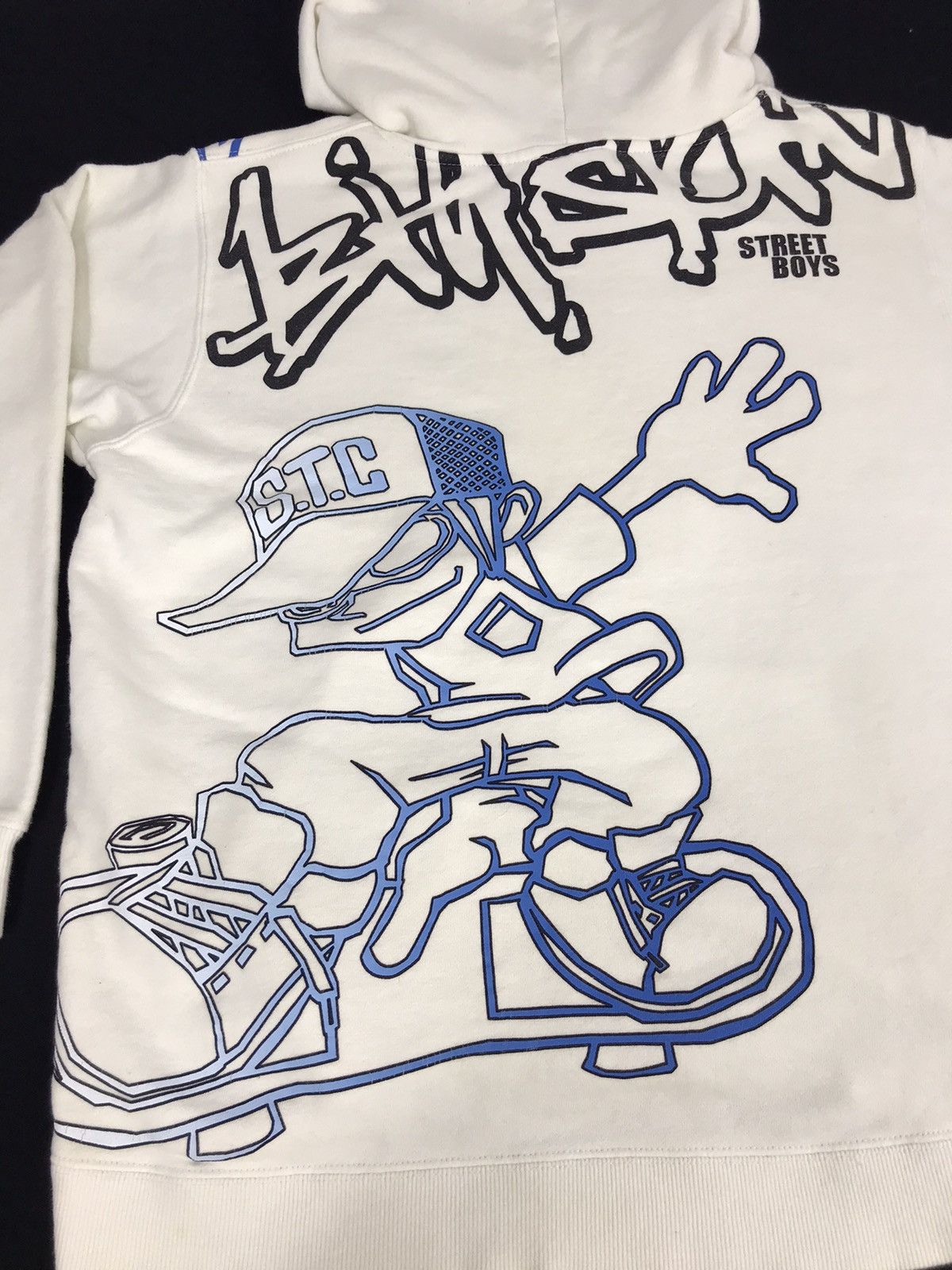 Rap Tees Strange Heaven Street Skate Boy Big Boys Logo Sweatshirt Size US M / EU 48-50 / 2 - 1 Thumbnail