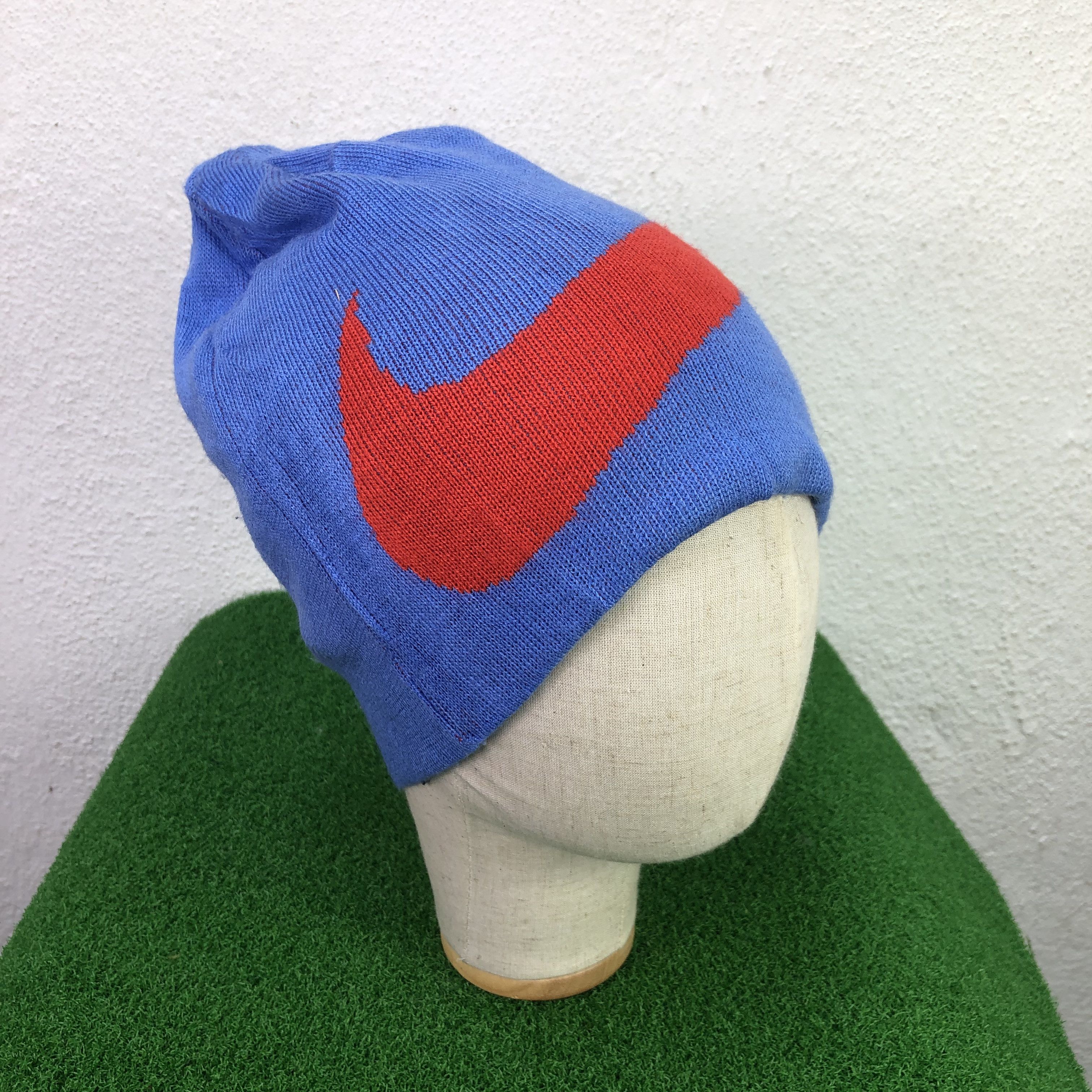 Nike Vintage Nike Big Swoosh Beanie Hat Size ONE SIZE - 2 Thumbnail