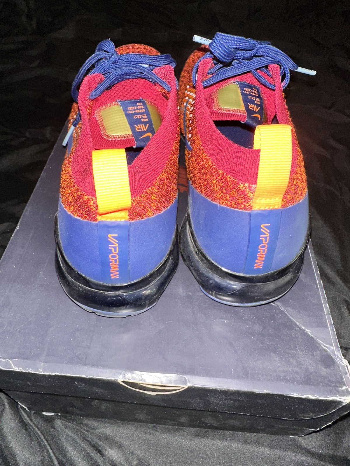 Nike Flyknit Vapormax Size 12 Size US 12 / EU 45 - 3 Thumbnail