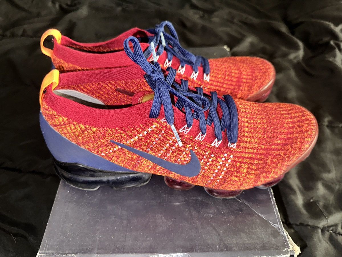 Nike Flyknit Vapormax Size 12 Size US 12 / EU 45 - 4 Thumbnail
