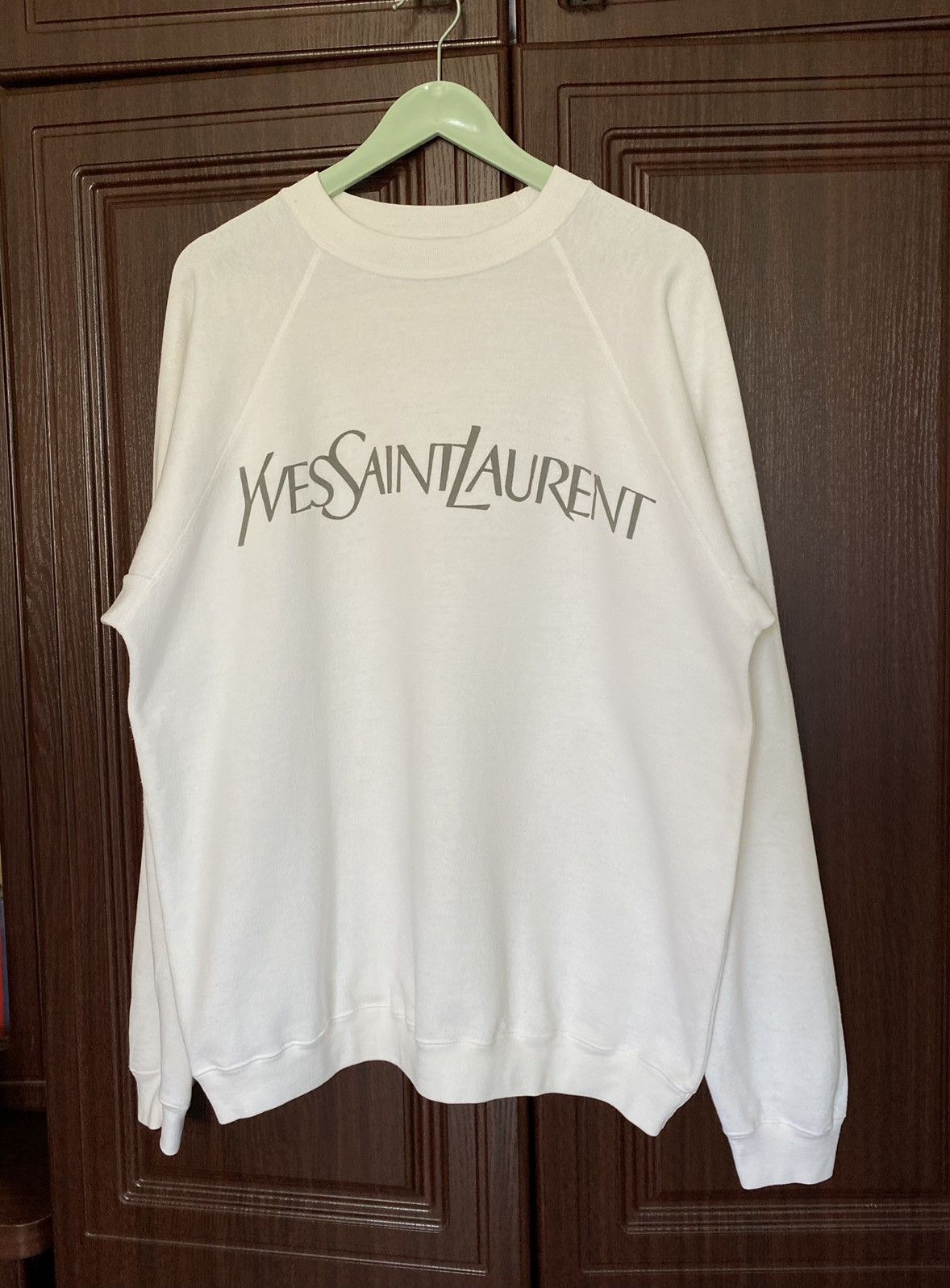 Yves Saint Laurent Vintage Yves Saint Laurent White Logo Sweatshirt Burberry Size US L / EU 52-54 / 3 - 1 Thumbnail