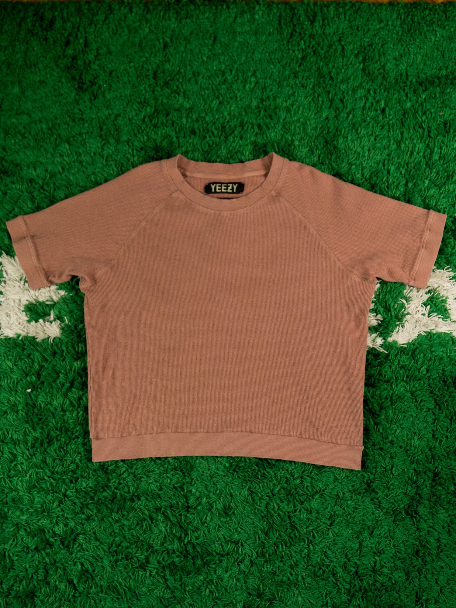 VERY RARE YEEZ SEAOSN 1 THERMAL SHORT SLEEVE CONIAC