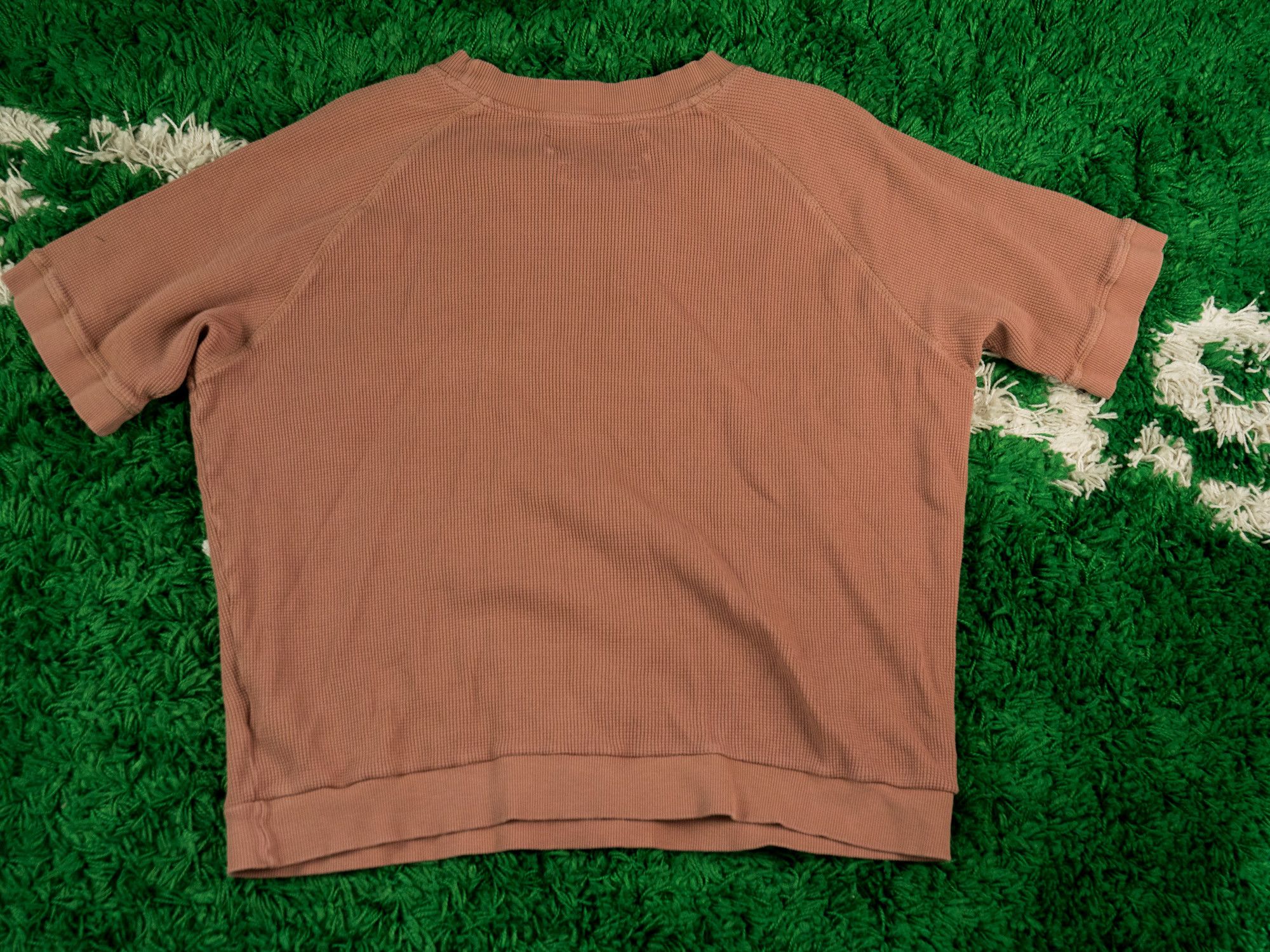 Yeezy VERY RARE YEEZ SEAOSN 1 THERMAL SHORT SLEEVE CONIAC Size US M / EU 48-50 / 2 - 11 Thumbnail