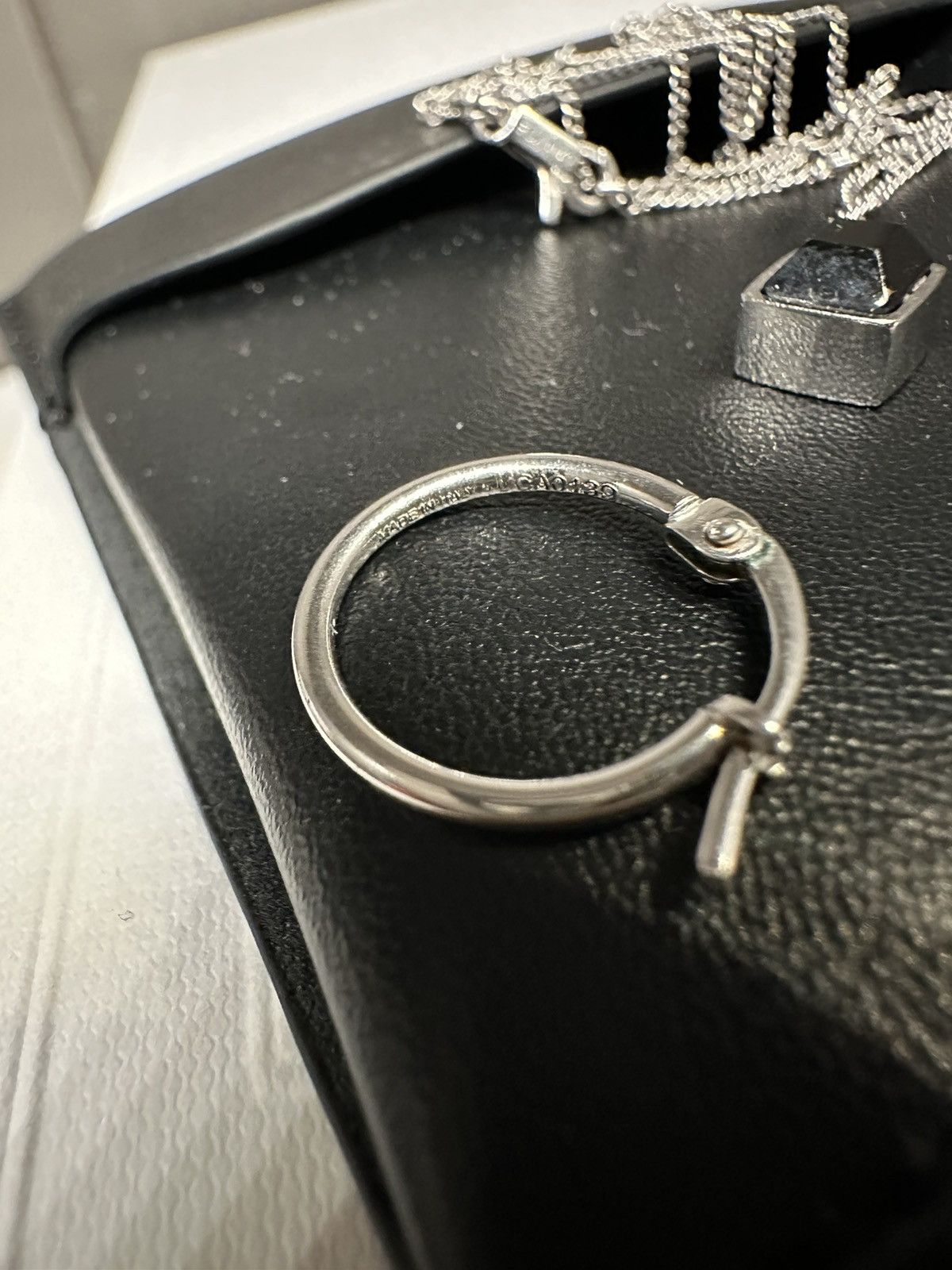 Celine FW19 insanely rare Celine hoop earring Silver Hedi Slimane Size ONE SIZE - 9 Thumbnail