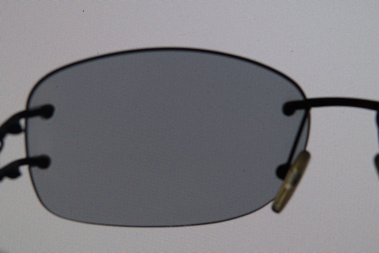 Fendi Fendi Sunglasses FS 393 Gold Metal Gray Rimless Size ONE SIZE - 11 Thumbnail