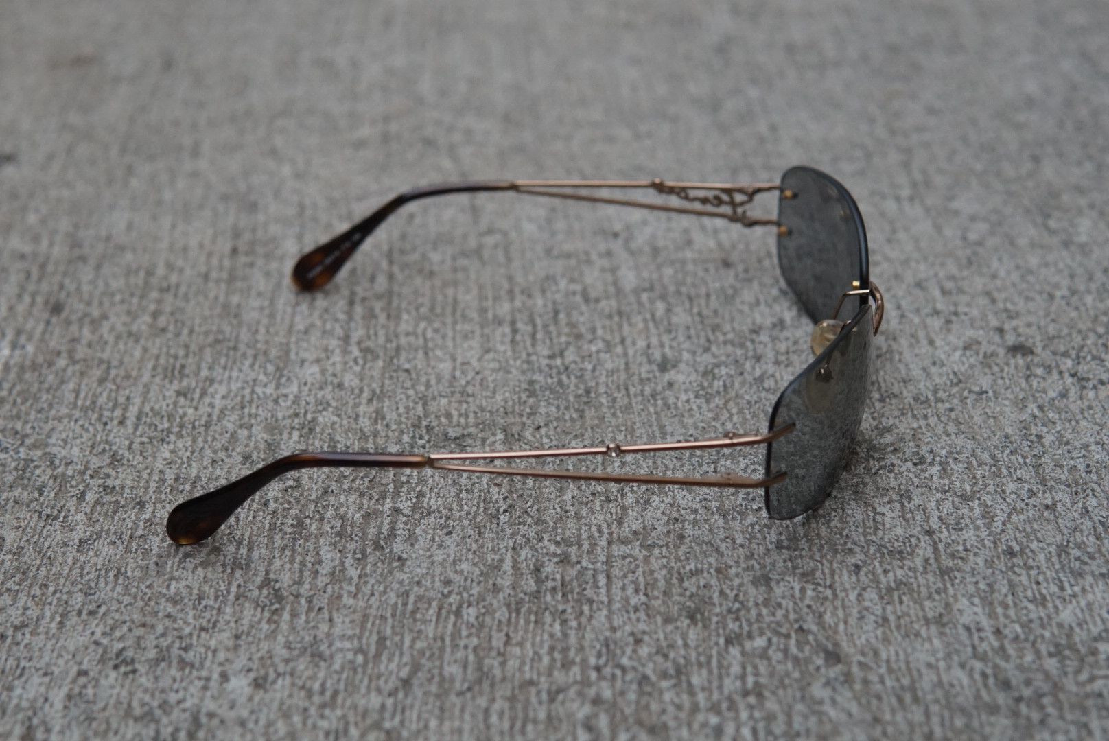 Fendi Fendi Sunglasses FS 393 Gold Metal Gray Rimless Size ONE SIZE - 5 Thumbnail