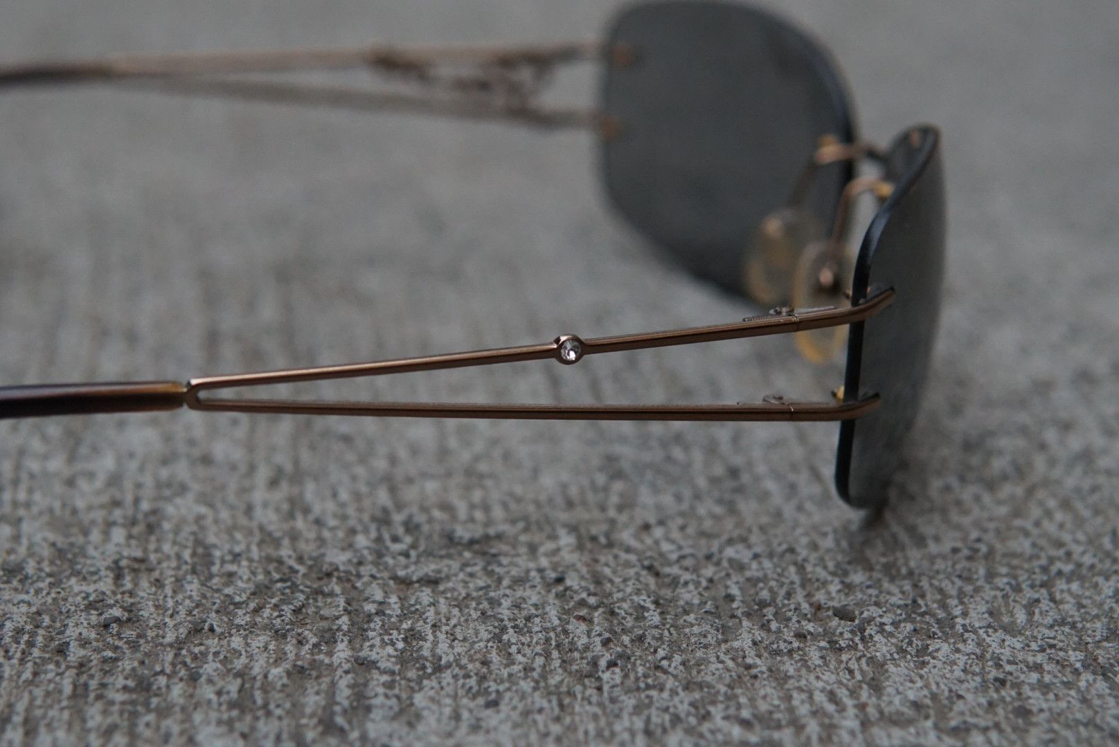 Fendi Fendi Sunglasses FS 393 Gold Metal Gray Rimless Size ONE SIZE - 6 Thumbnail